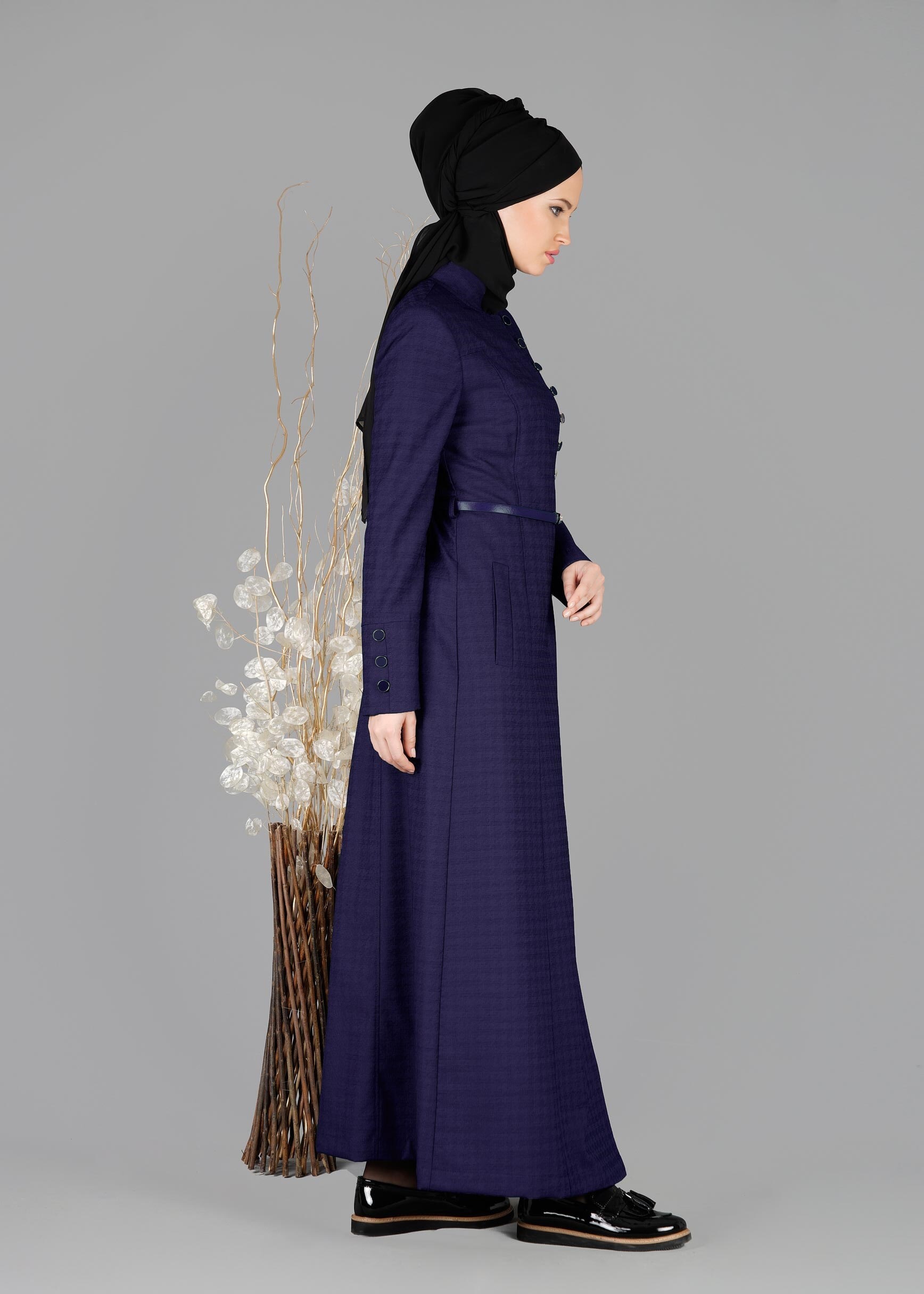 Tesettür giyim LACİVERT DÜĞME DETAYLI KEMERLİ PARDESÜ 1854