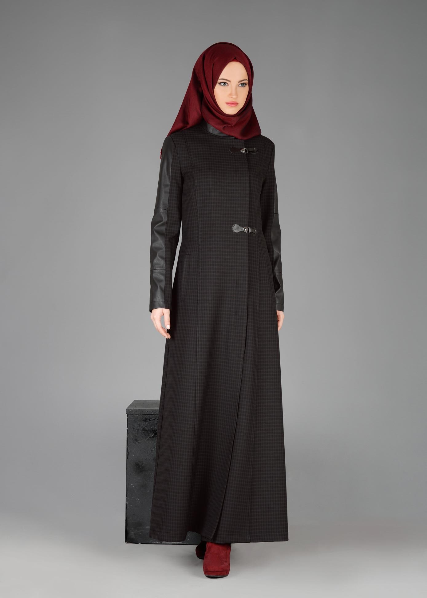 Tesettür giyim KAHVE PÖTİKARE DESENLİ PARDESÜ 1874