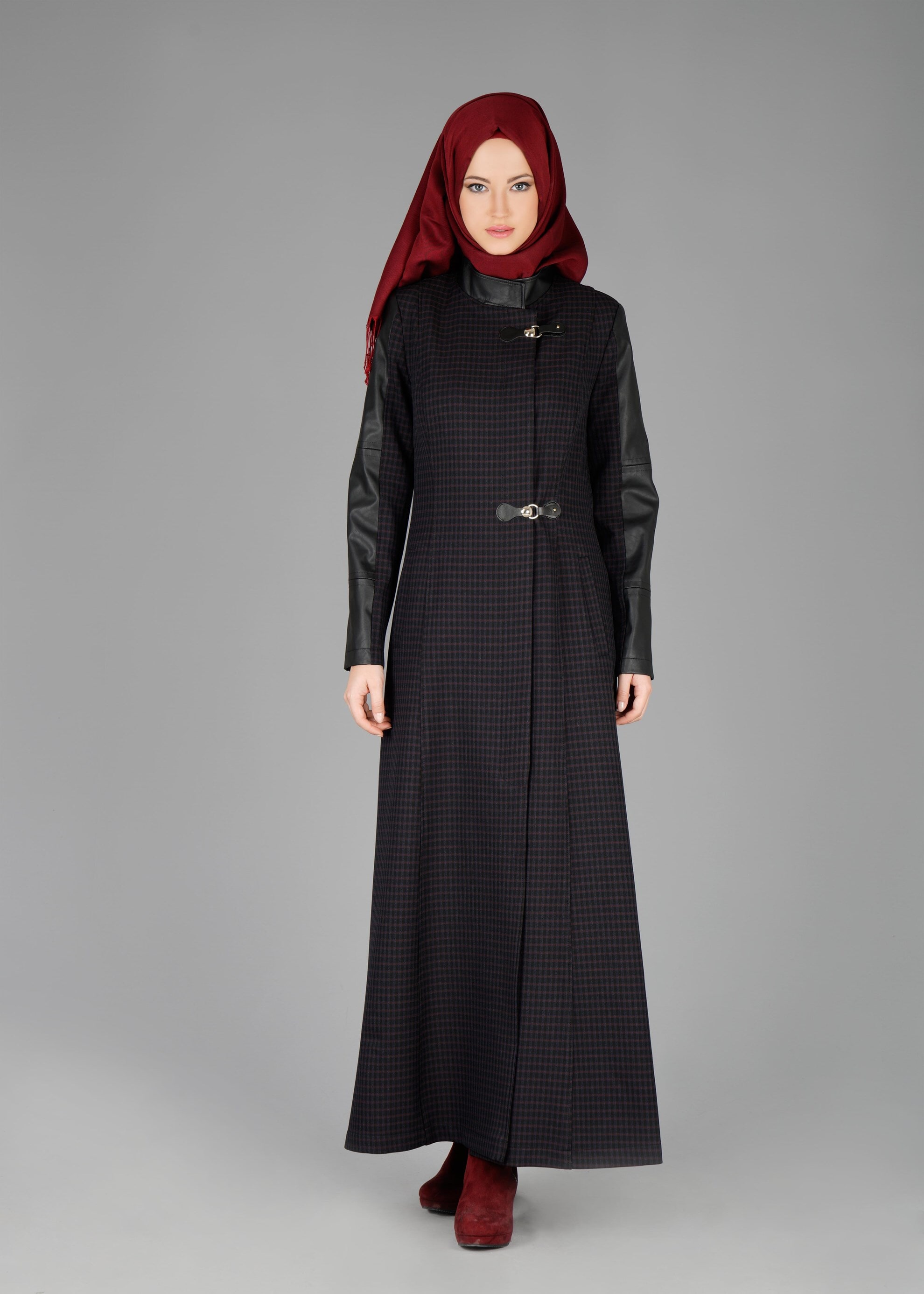 Tesettür giyim MÜRDÜM PÖTİKARE DESENLİ PARDESÜ 1874