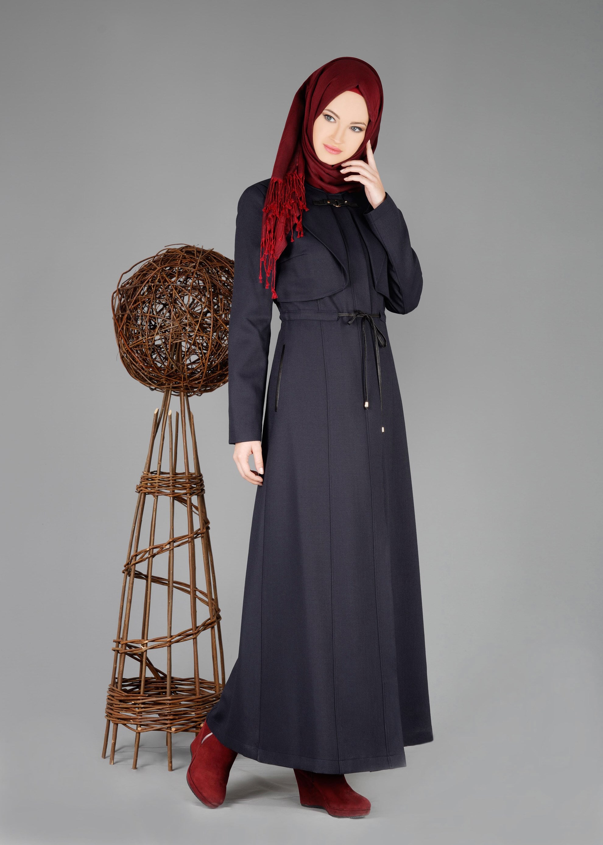 Tesettür giyim LACİVERT BELDEN BÜZGÜ BAĞCIKLI PARDESÜ 1875