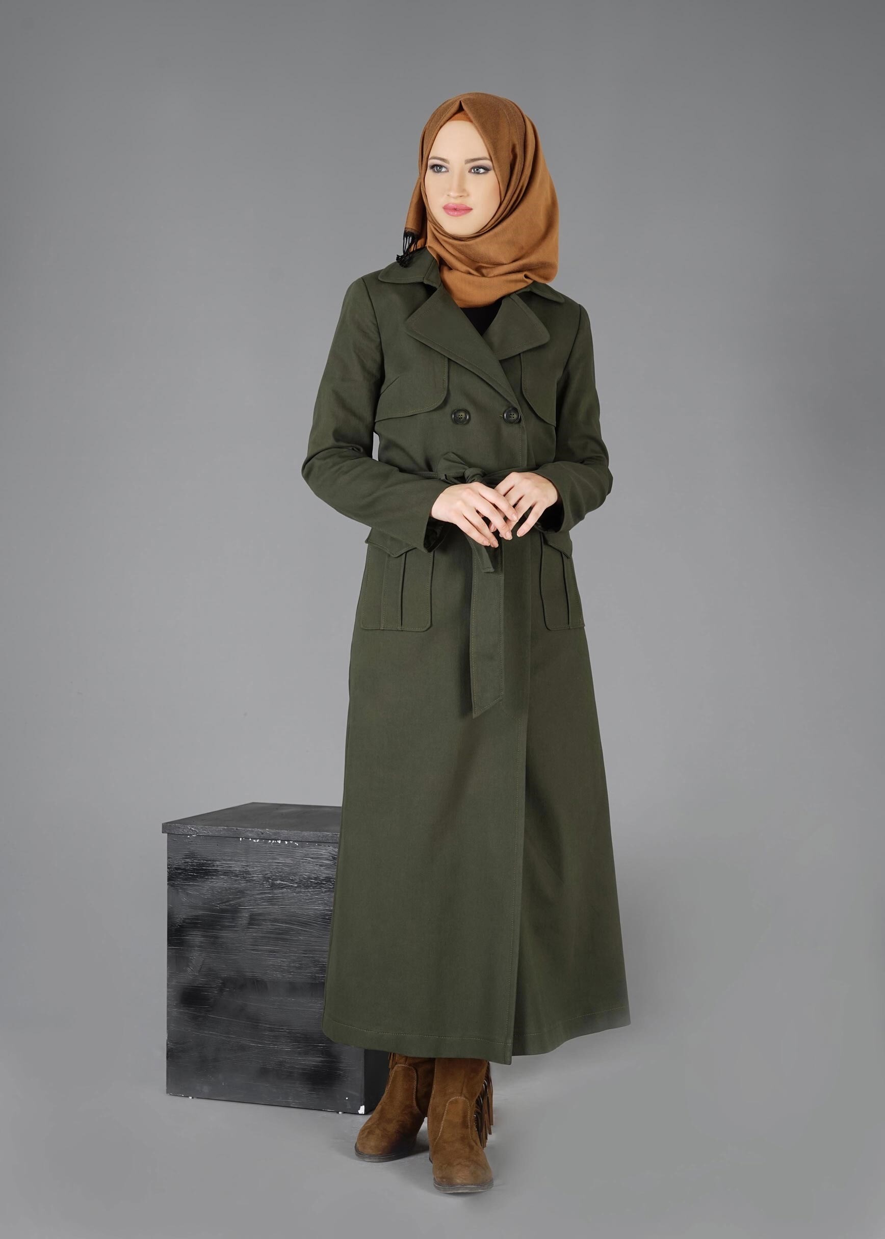 Tesettür giyim HAKİ PAMUKLU KRUVAZE PARDESÜ 1877