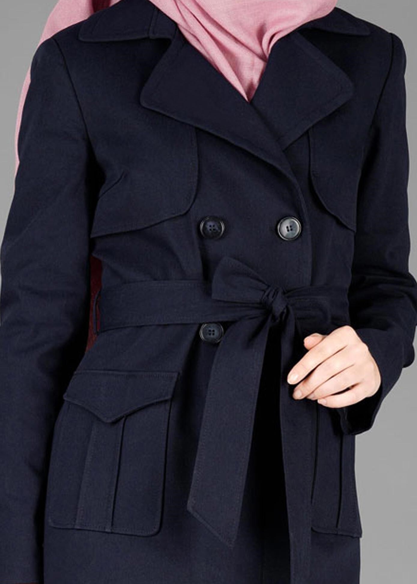 Tesettür giyim LACİVERT PAMUKLU KRUVAZE PARDESÜ 1877