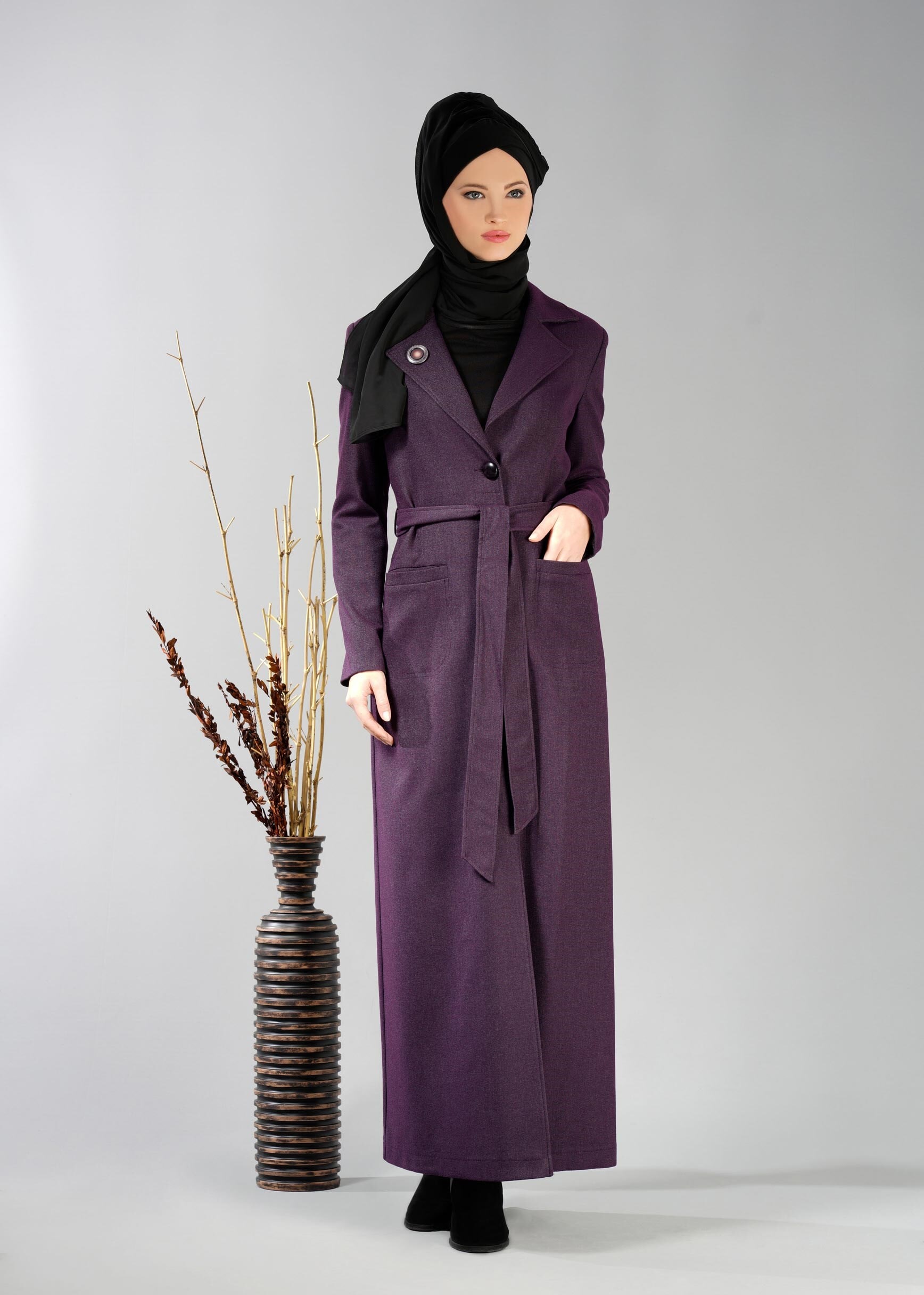 Tesettür giyim MOR KRUVAZE YAKA KUŞAKLI PARDESÜ 1878