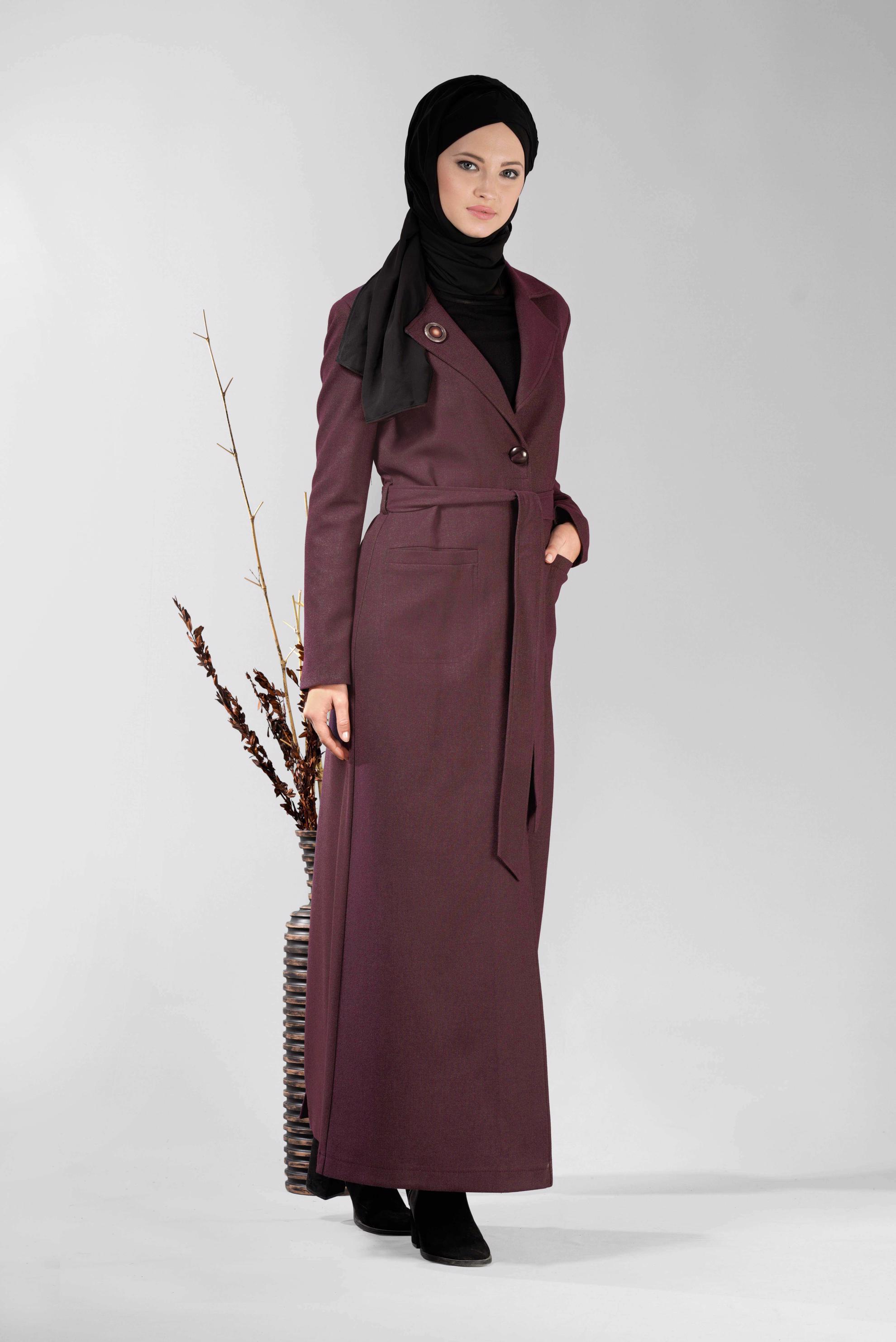 Tesettür giyim BORDO KRUVAZE YAKA KUŞAKLI PARDESÜ 1878