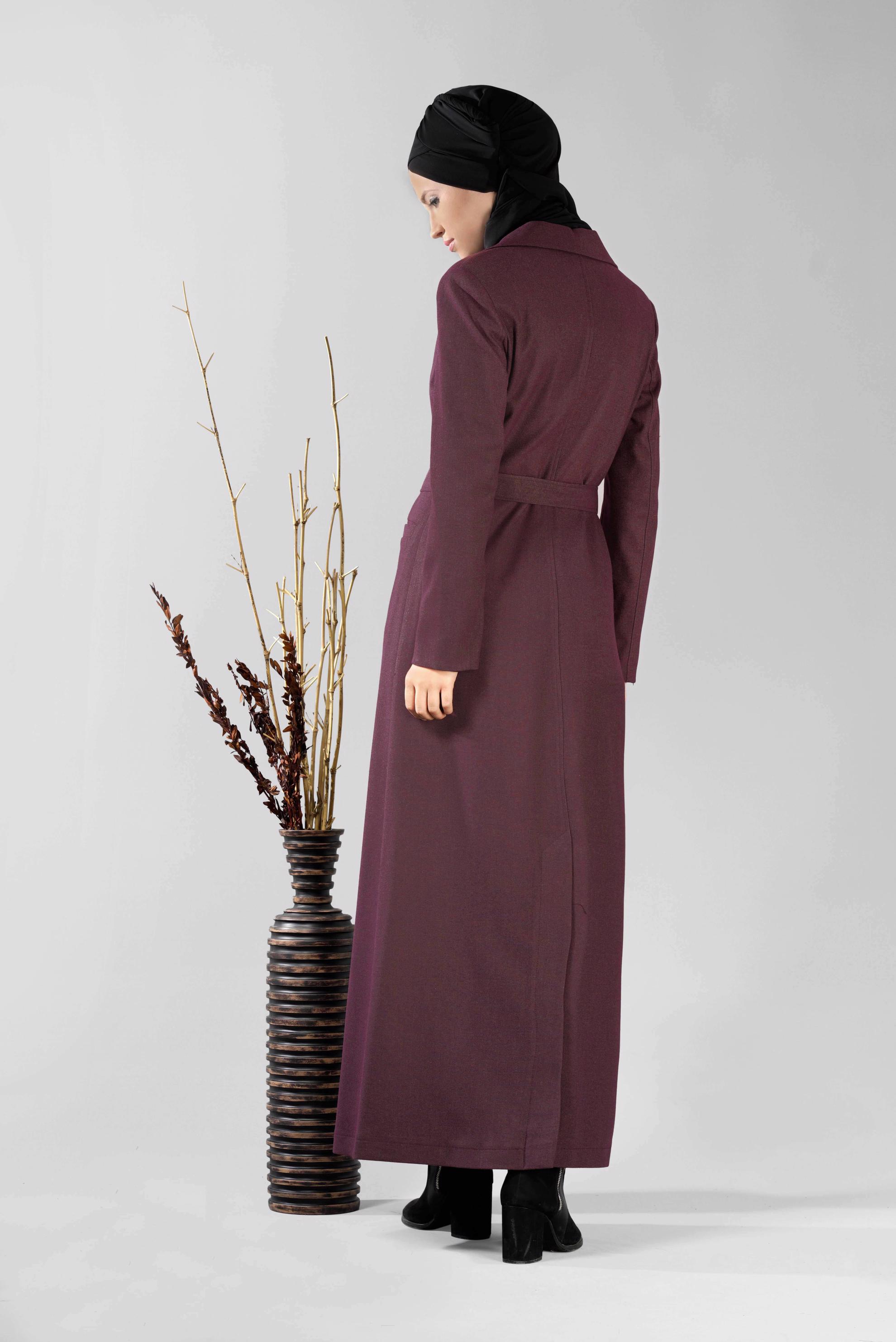 Tesettür giyim BORDO KRUVAZE YAKA KUŞAKLI PARDESÜ 1878