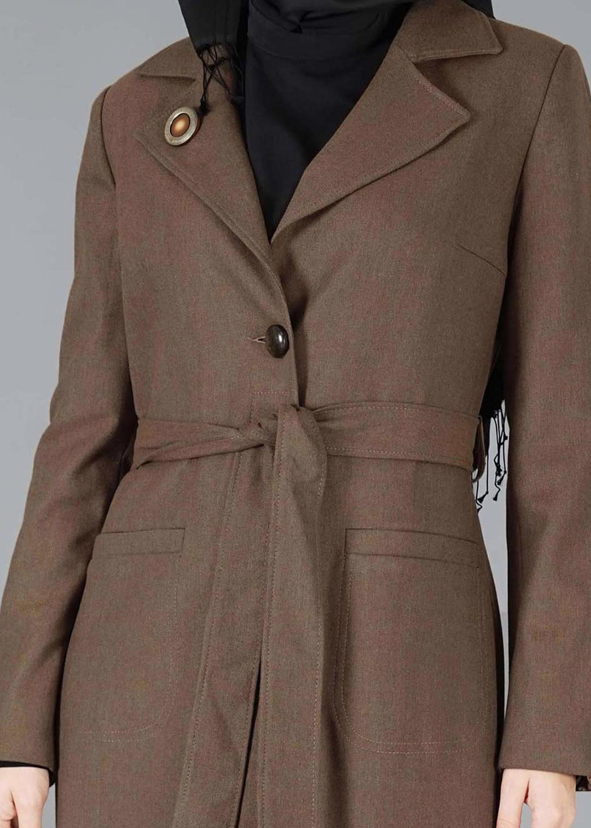 Tesettür giyim KAHVE KRUVAZE YAKA KUŞAKLI PARDESÜ 1878