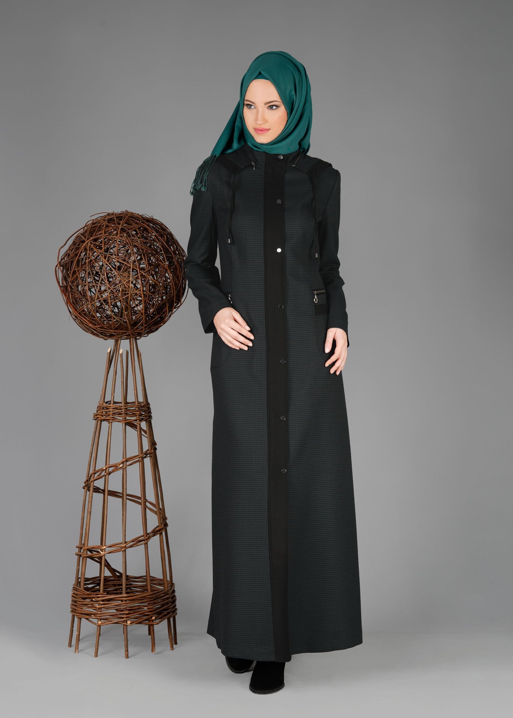 Tesettür giyim YEŞİL KAPÜŞONLU ÇITÇITLI PARDESÜ 1883