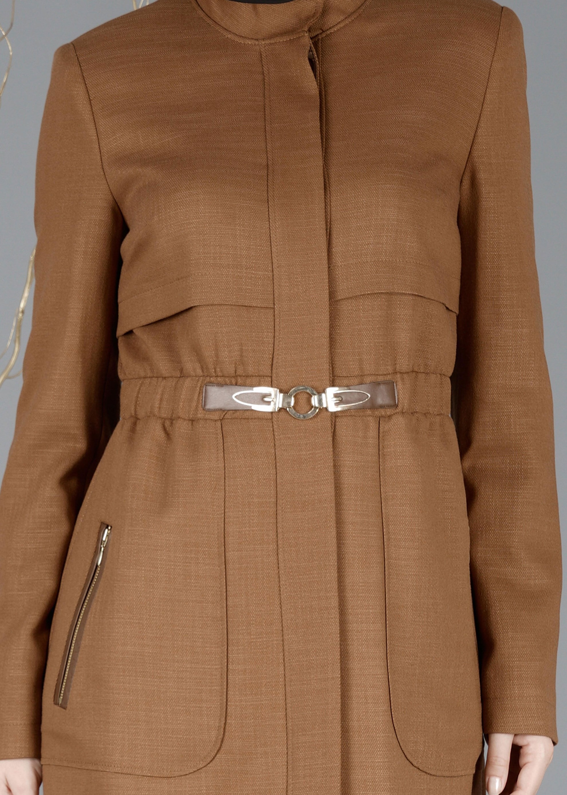 Tesettür giyim KAHVE GİZLİ DÜĞMELİ BELİ LASTİKLİ PARDESÜ 1889