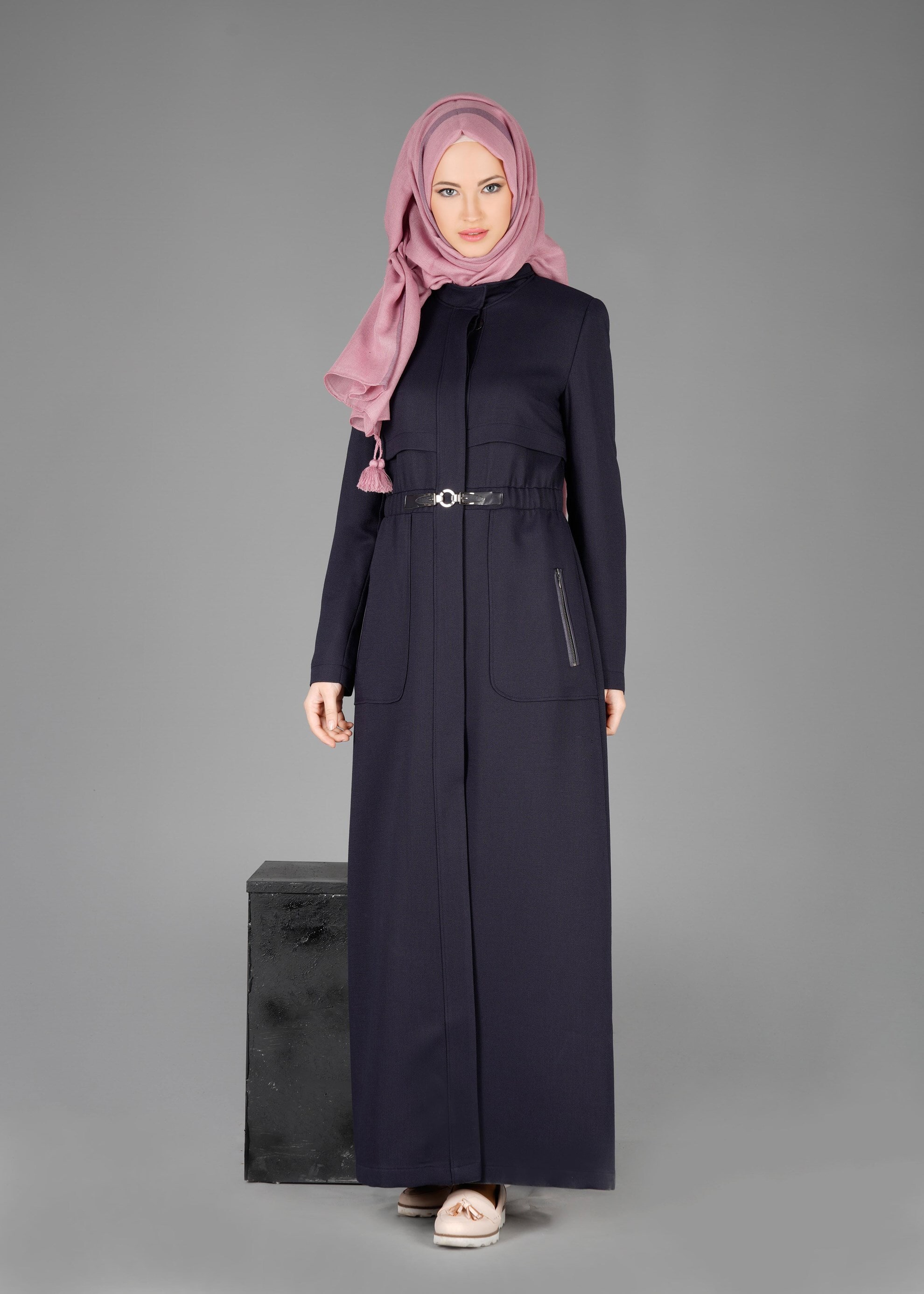 Tesettür giyim LACİVERT GİZLİ DÜĞMELİ BELİ LASTİKLİ PARDESÜ 1889