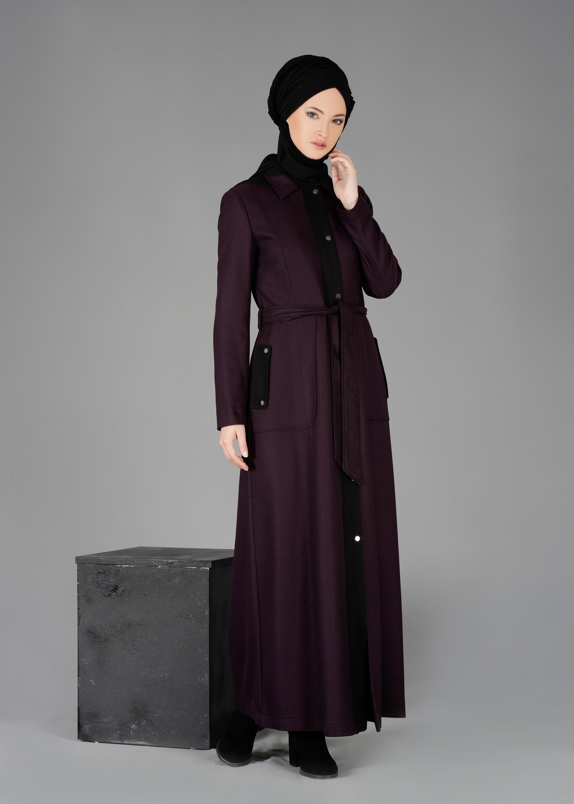 Tesettür giyim MÜRDÜM KAPÜŞONLU ÇITÇITLI PARDESÜ 1895