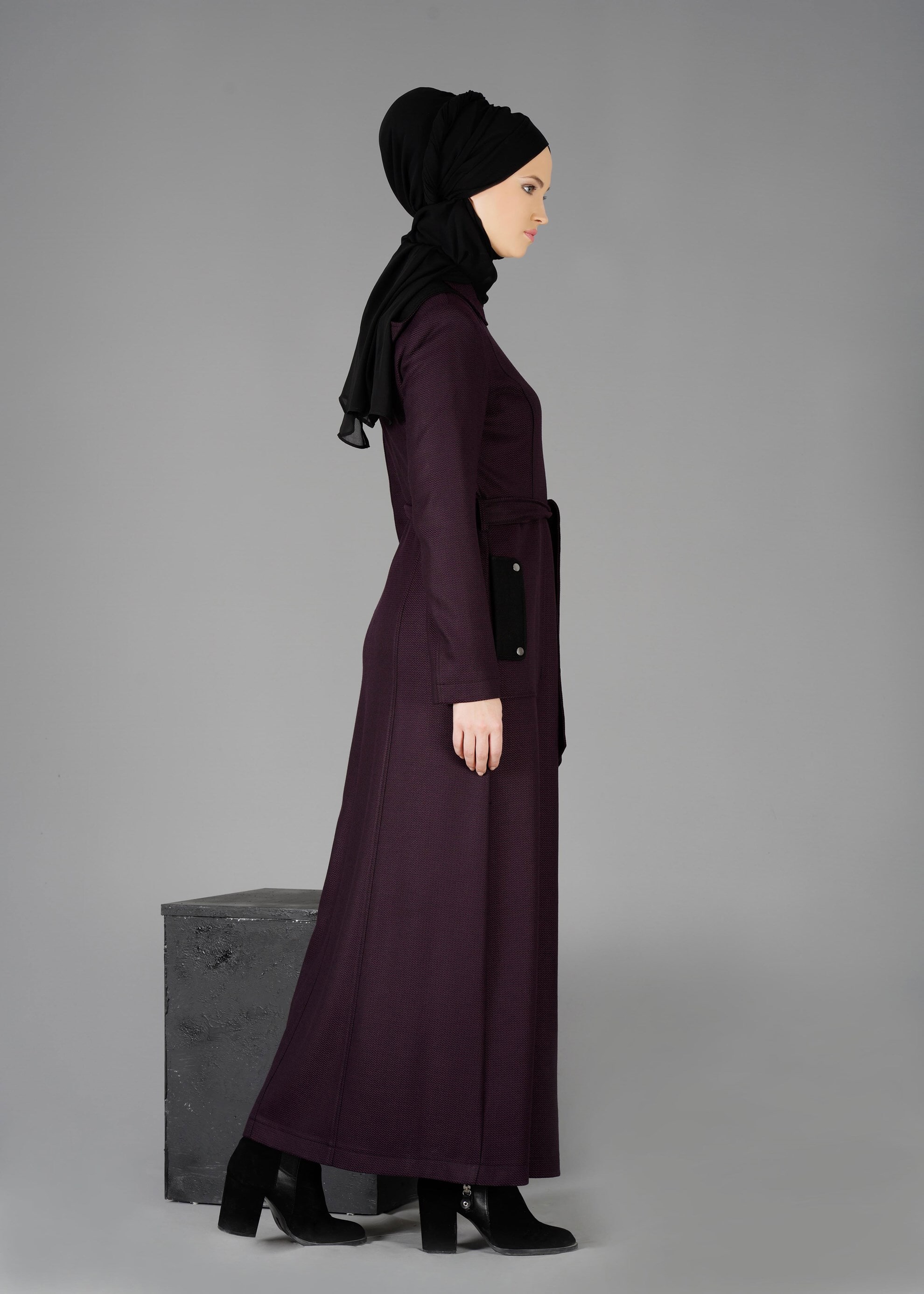 Tesettür giyim MÜRDÜM KAPÜŞONLU ÇITÇITLI PARDESÜ 1895