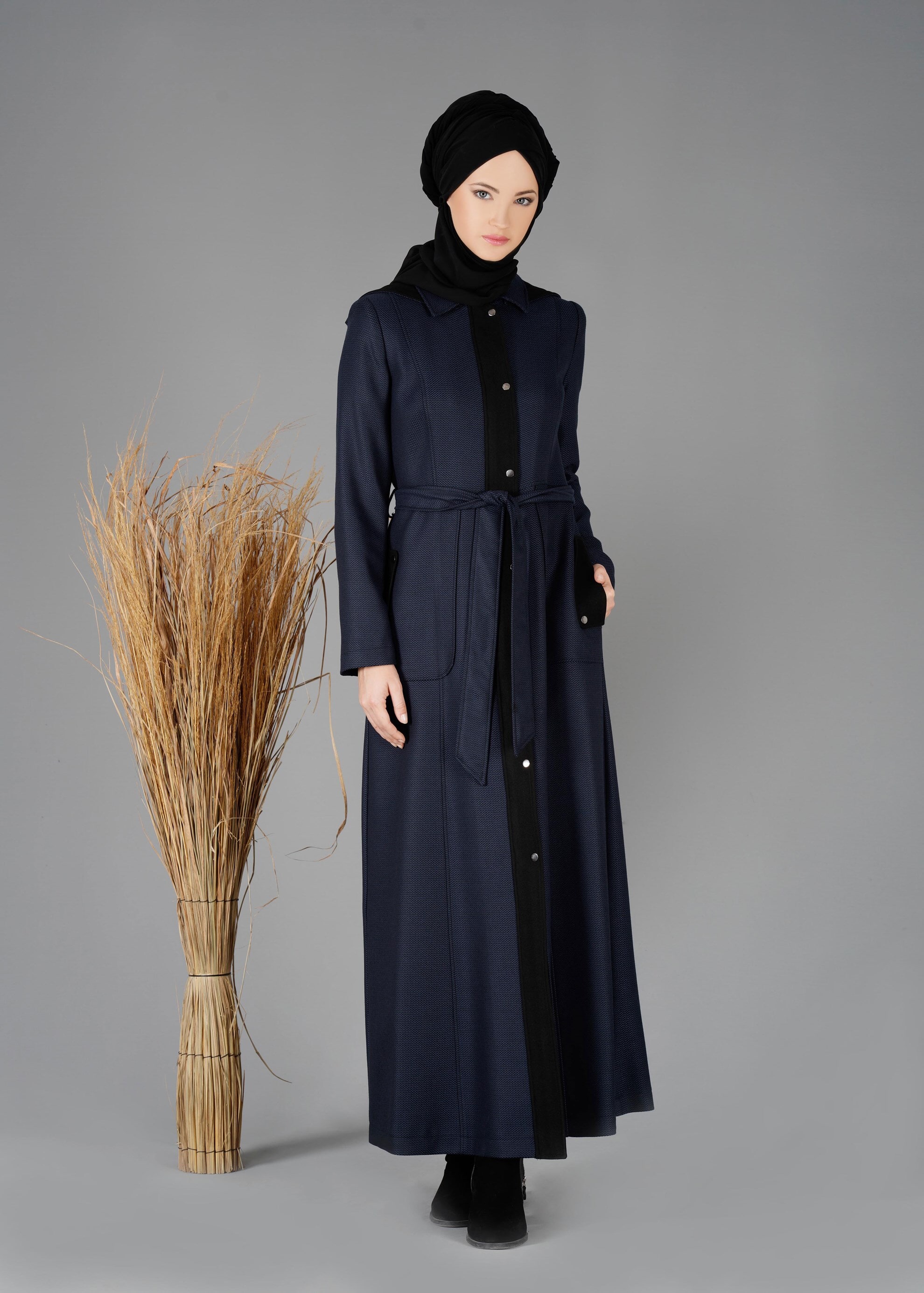 Tesettür giyim LACİVERT KAPÜŞONLU ÇITÇITLI PARDESÜ 1895