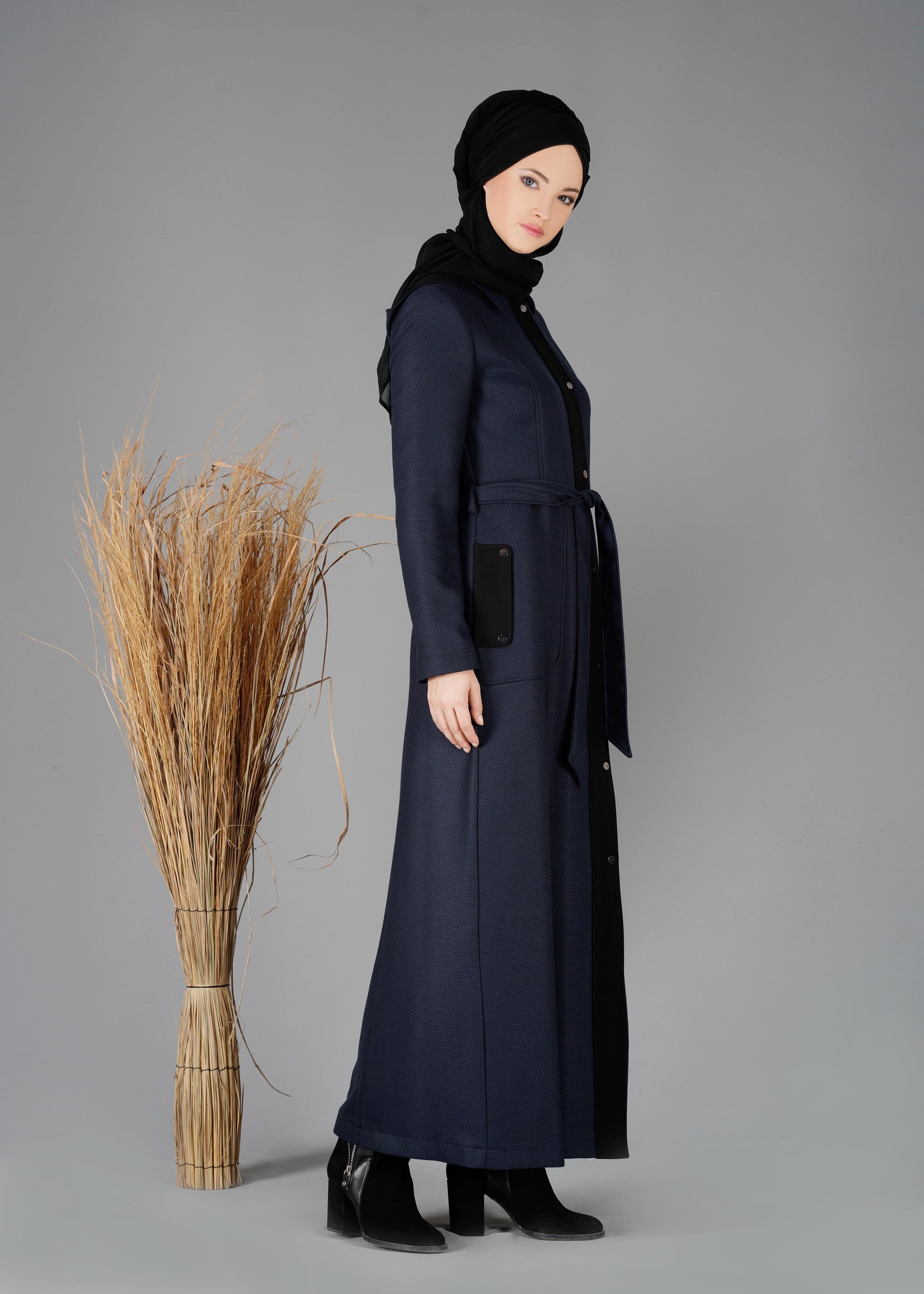 Tesettür giyim LACİVERT KAPÜŞONLU ÇITÇITLI PARDESÜ 1895