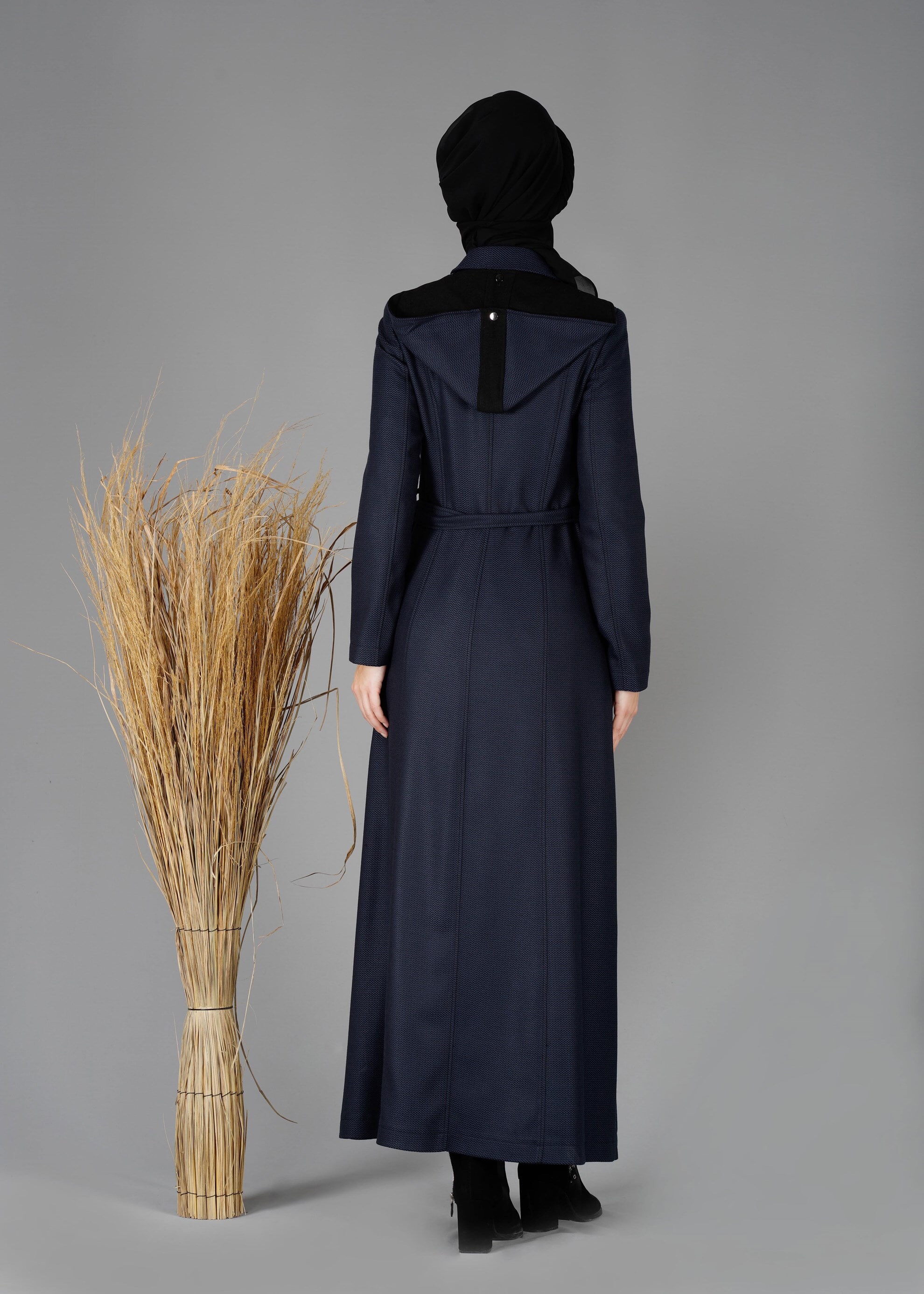 Tesettür giyim LACİVERT KAPÜŞONLU ÇITÇITLI PARDESÜ 1895