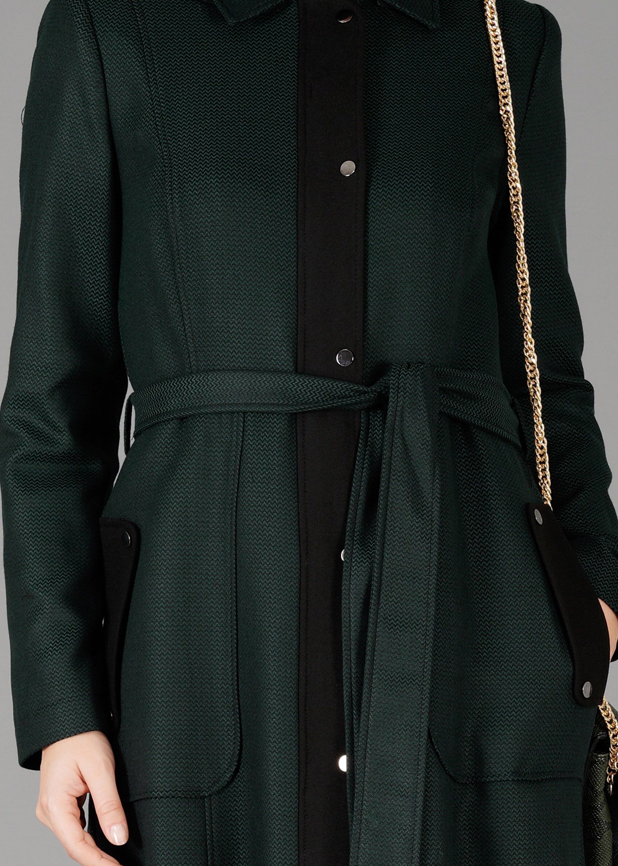 Tesettür giyim YEŞİL KAPÜŞONLU ÇITÇITLI PARDESÜ 1895