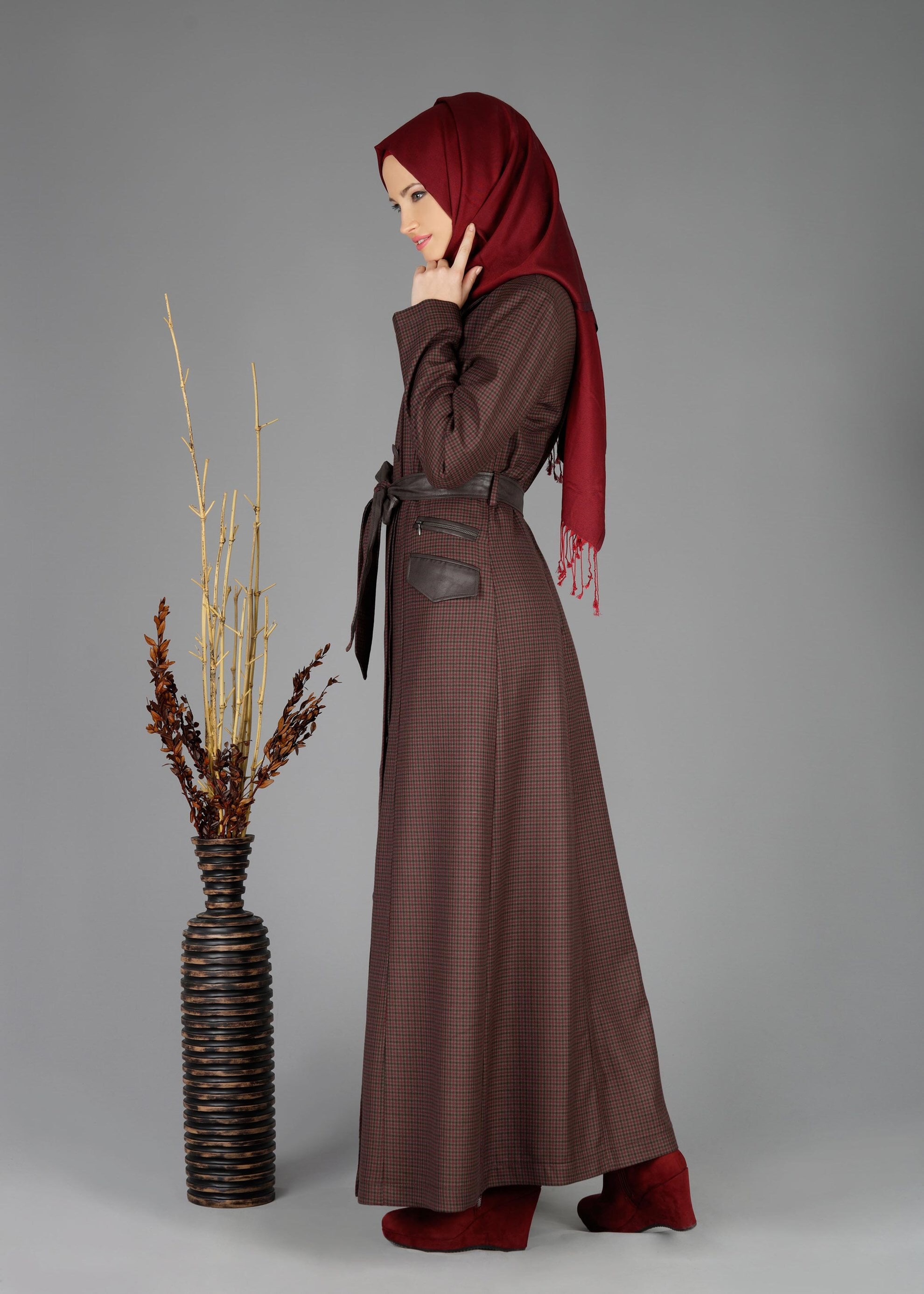 Tesettür giyim VİZON PÖTİKARE DESENLİ PARDESÜ 1905