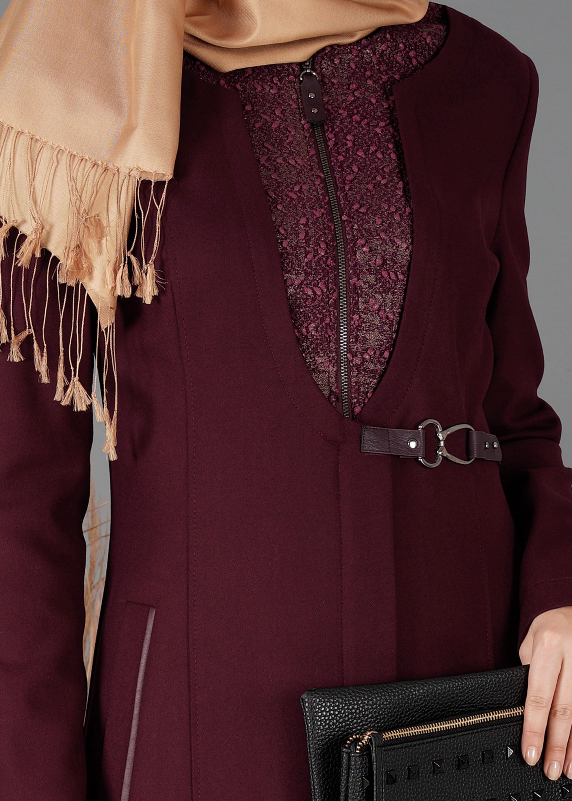 Tesettür giyim BORDO FERMUAR DETAYLI PARDESÜ 1906