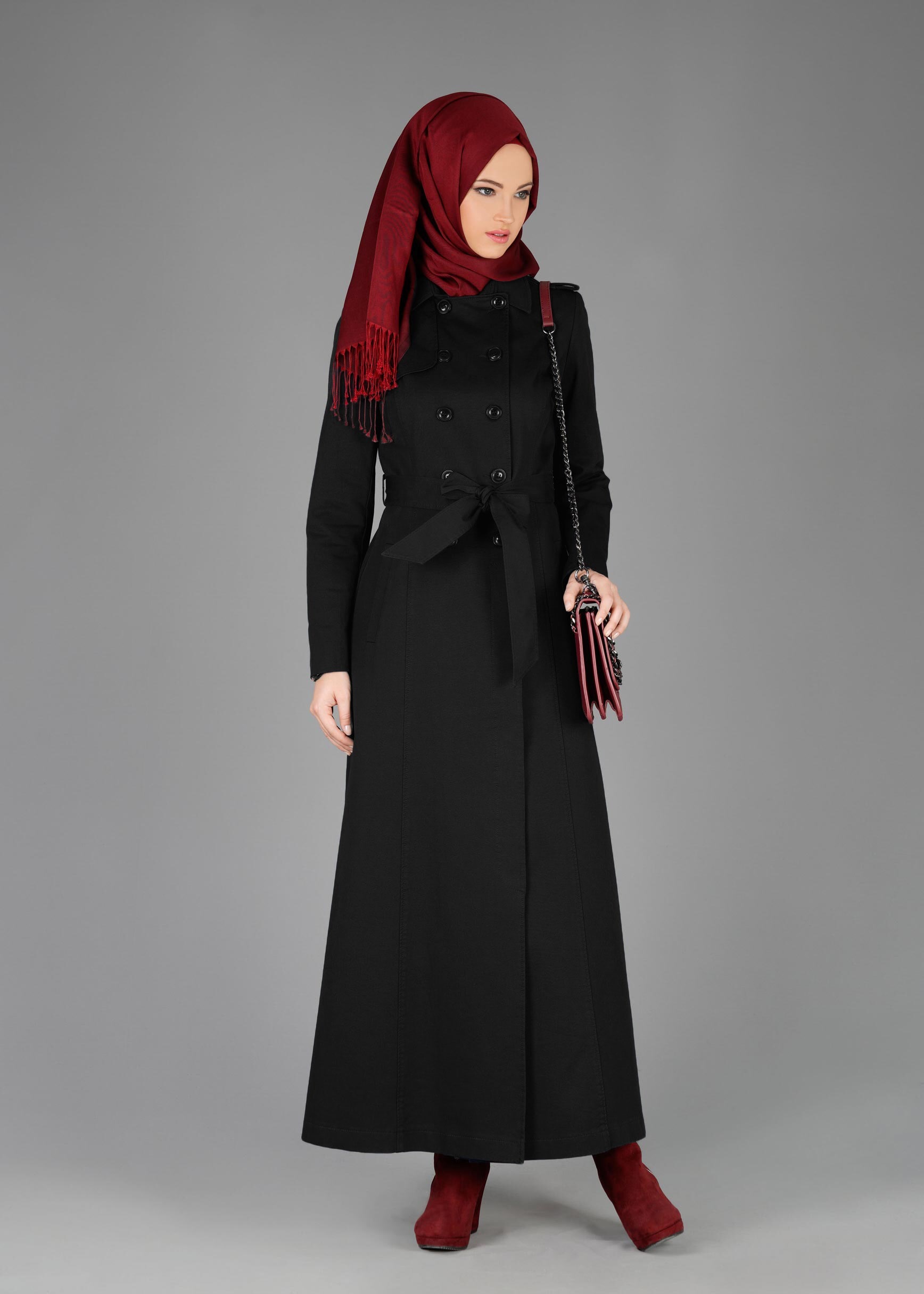 Tesettür giyim SİYAH  DÜĞMELİ KUŞAKLI PARDESÜ 1918