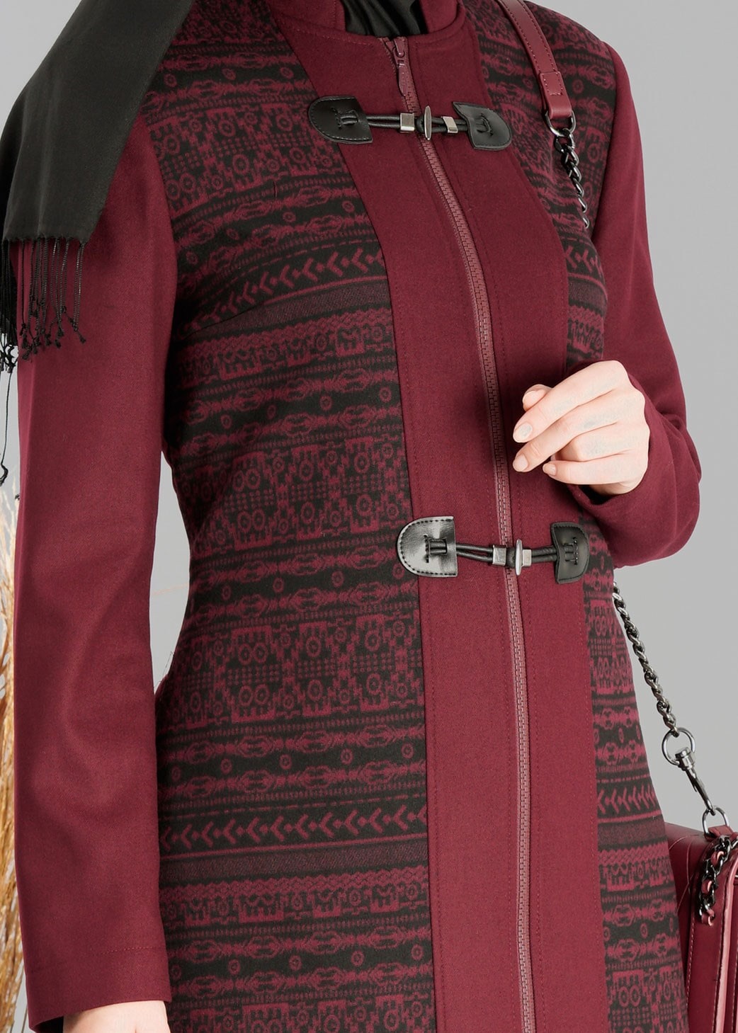 Tesettür giyim BORDO ETNİK DESENLİ PARDESÜ 1922