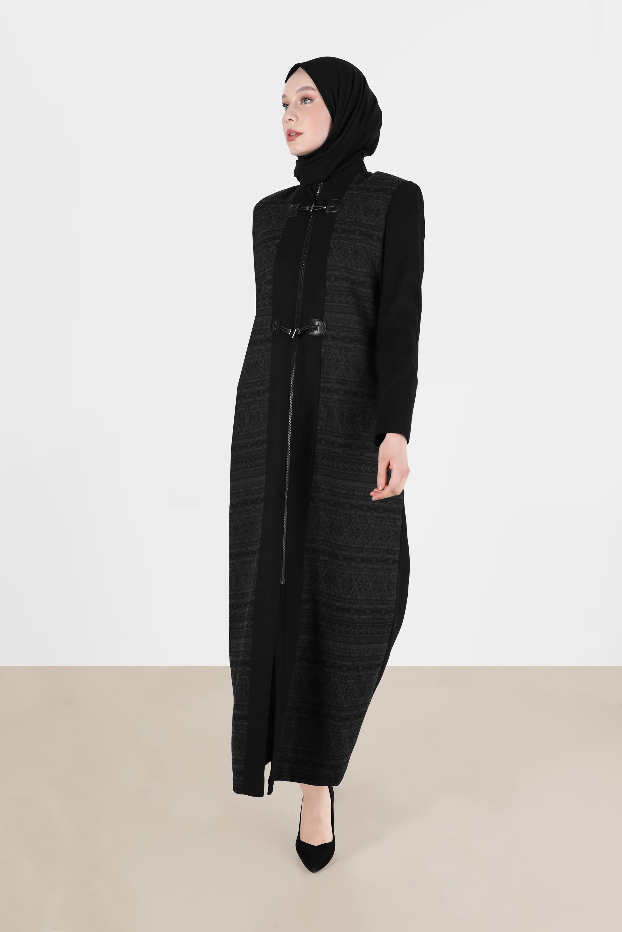Tesettür giyim SİYAH ETNİK DESENLİ PARDESÜ 1922