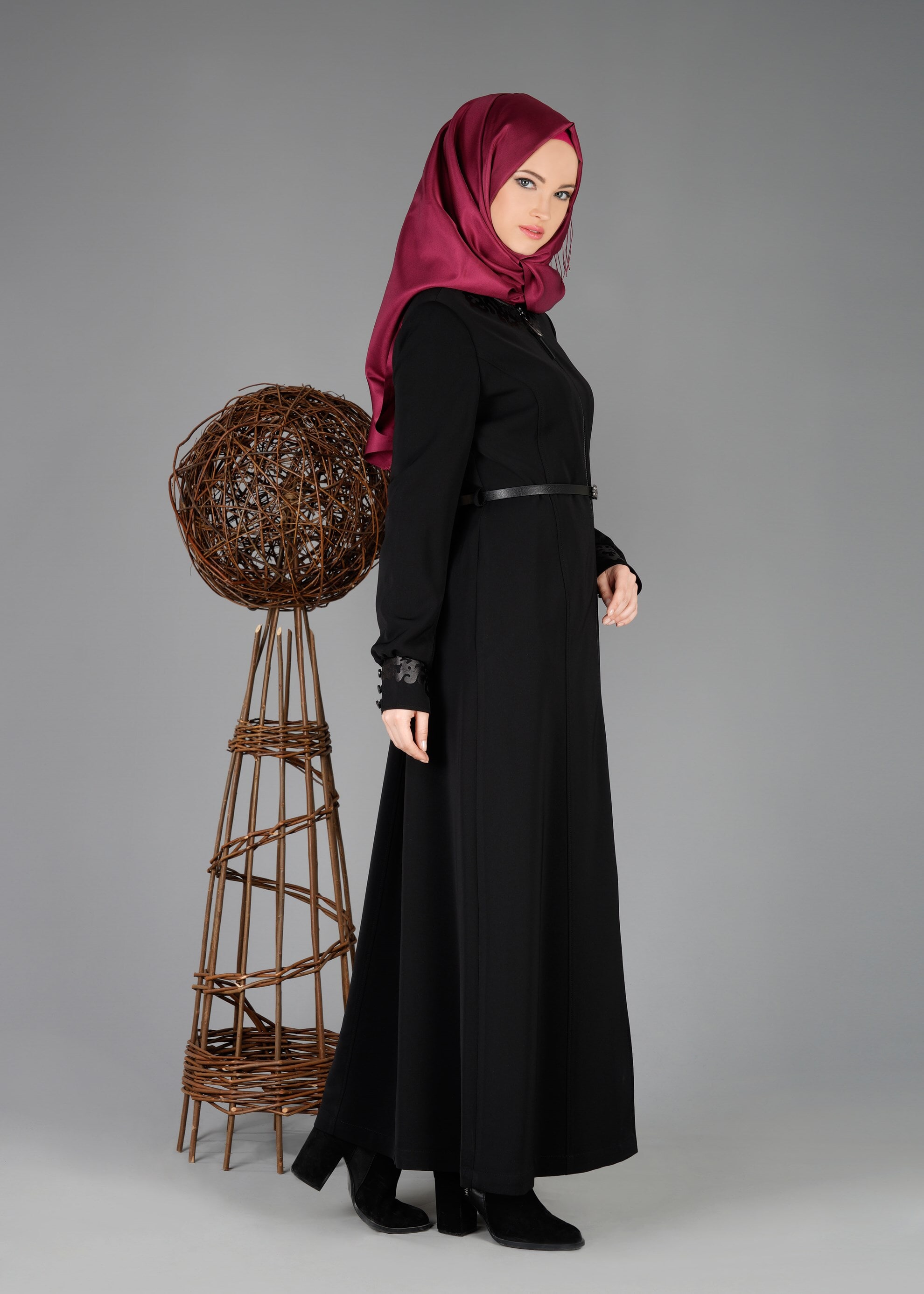 Tesettür giyim SİYAH FERMUARLI PARDESÜ 1932
