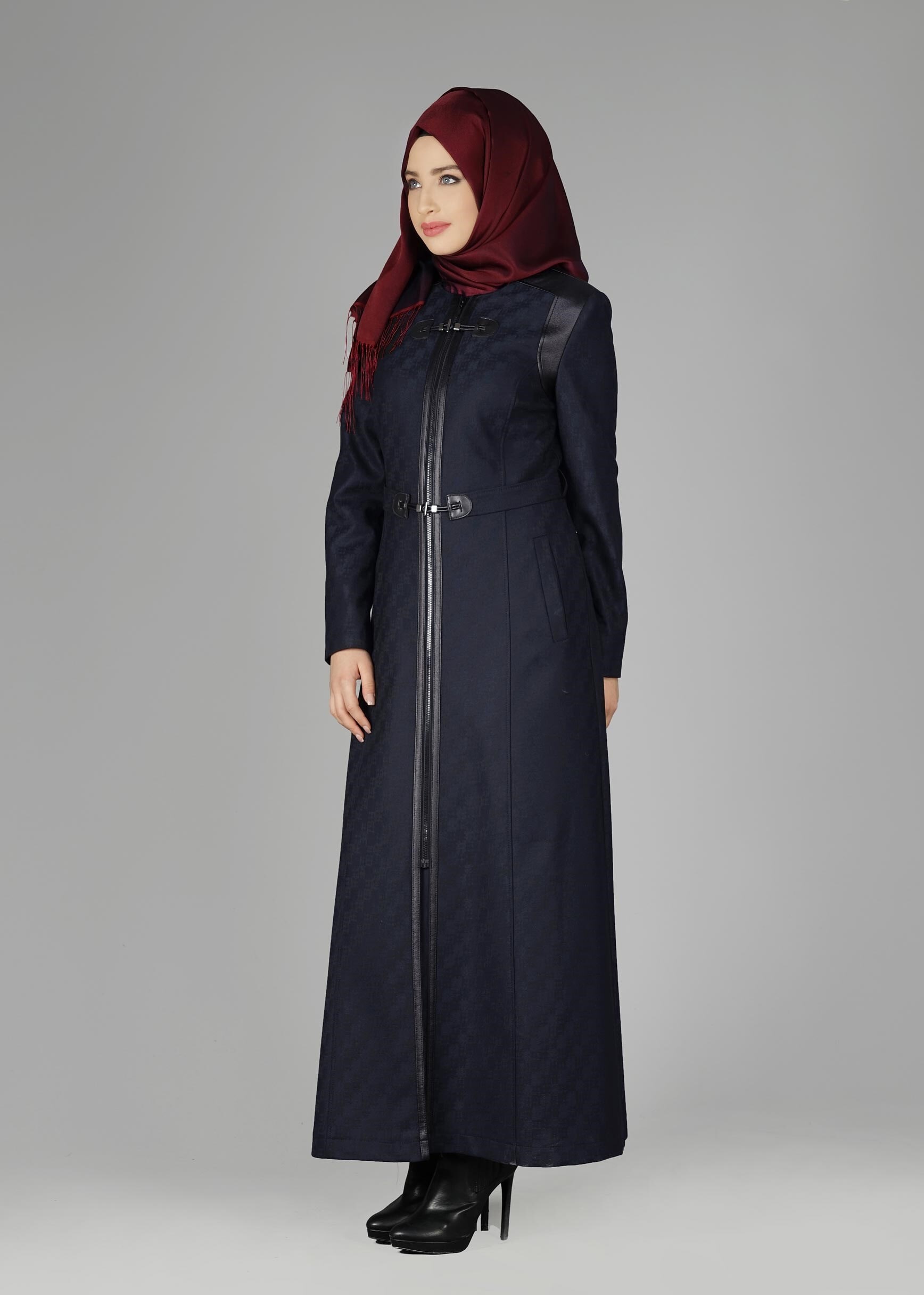 Tesettür giyim LACİVERT FERMUARLI DETAYLI PARDESÜ 1938