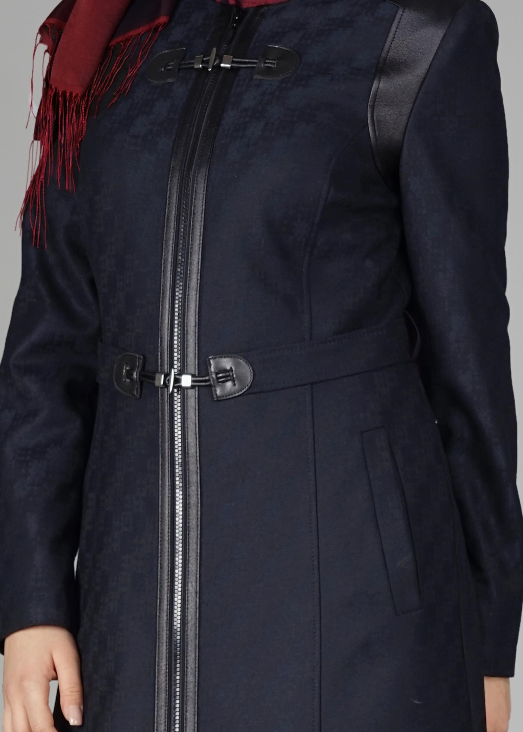 Tesettür giyim LACİVERT FERMUARLI DETAYLI PARDESÜ 1938