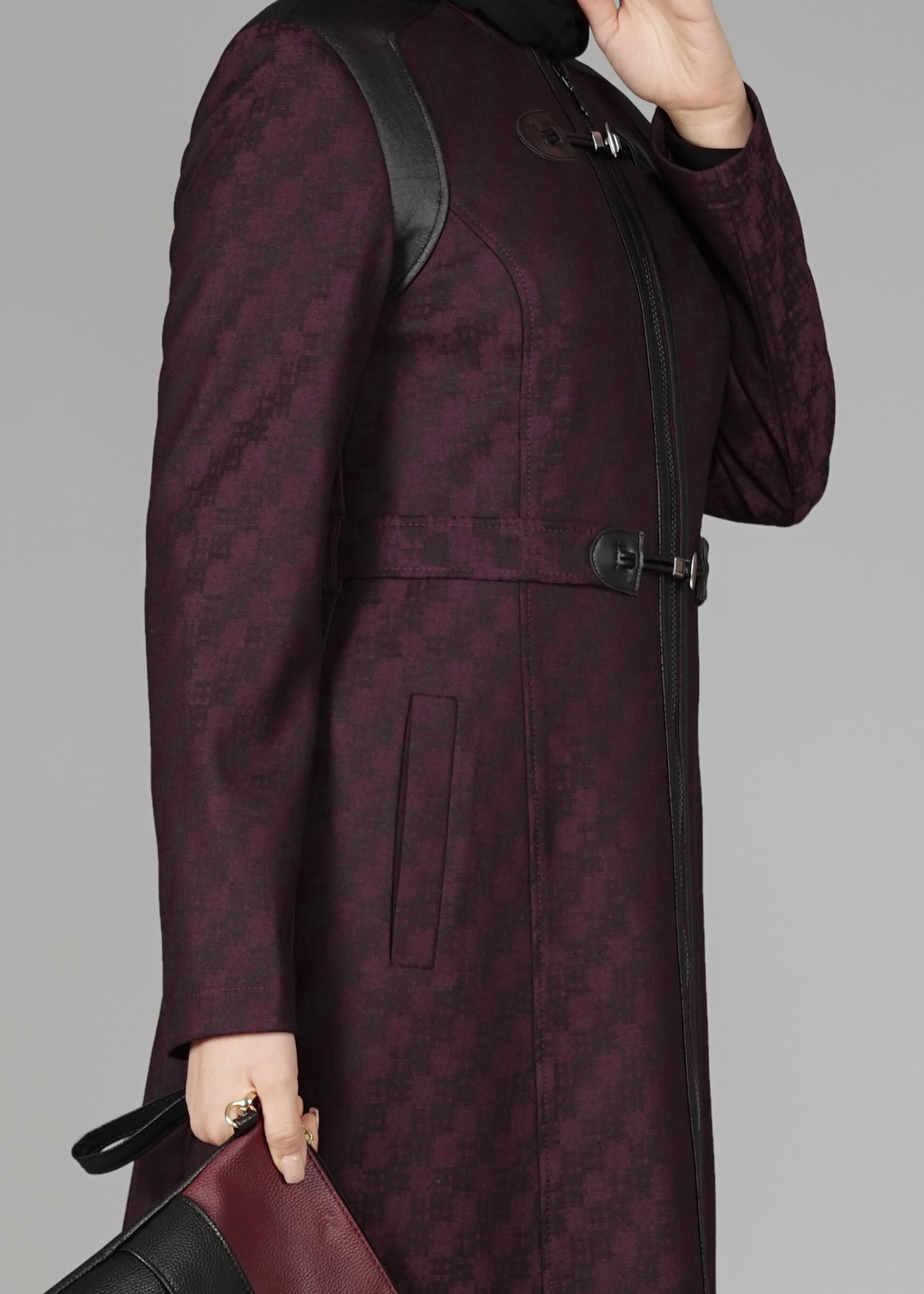 Tesettür giyim MÜRDÜM FERMUARLI DETAYLI PARDESÜ 1938