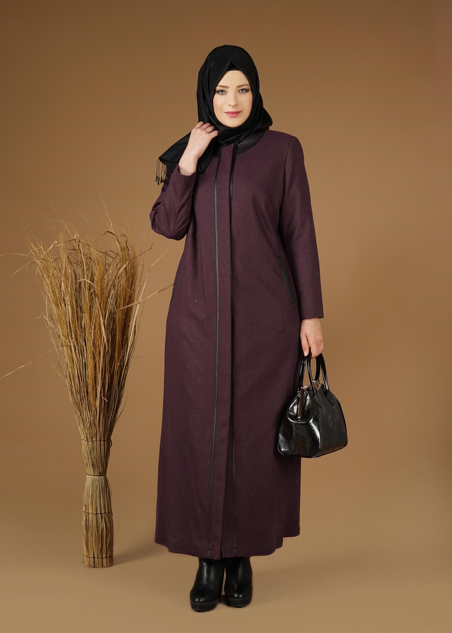 Vêtements hijab PRUNE PARDESSUS AVEC BOUTONS DISSIMULÉES 1956 