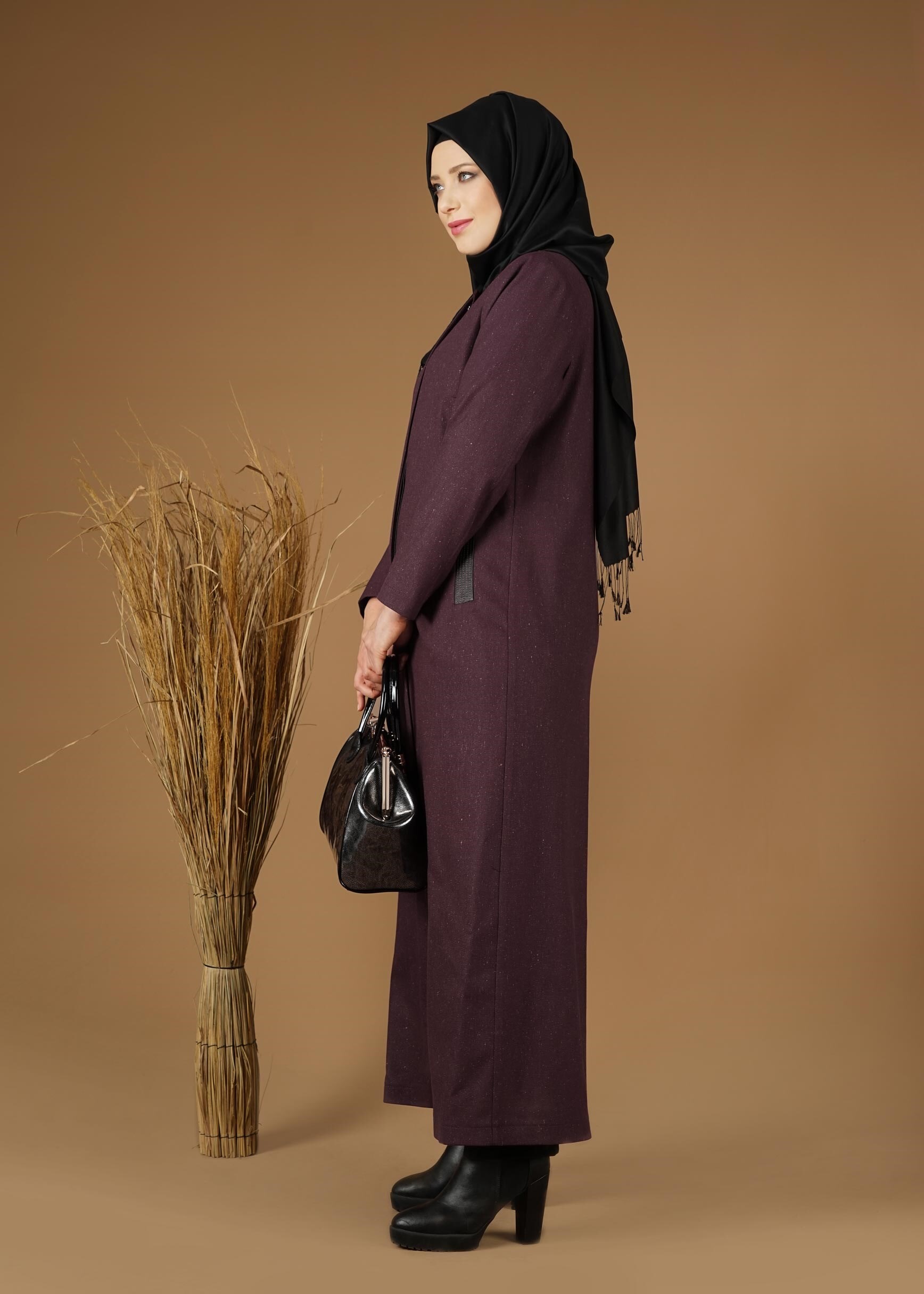 Vêtements hijab PRUNE PARDESSUS AVEC BOUTONS DISSIMULÉES 1956 