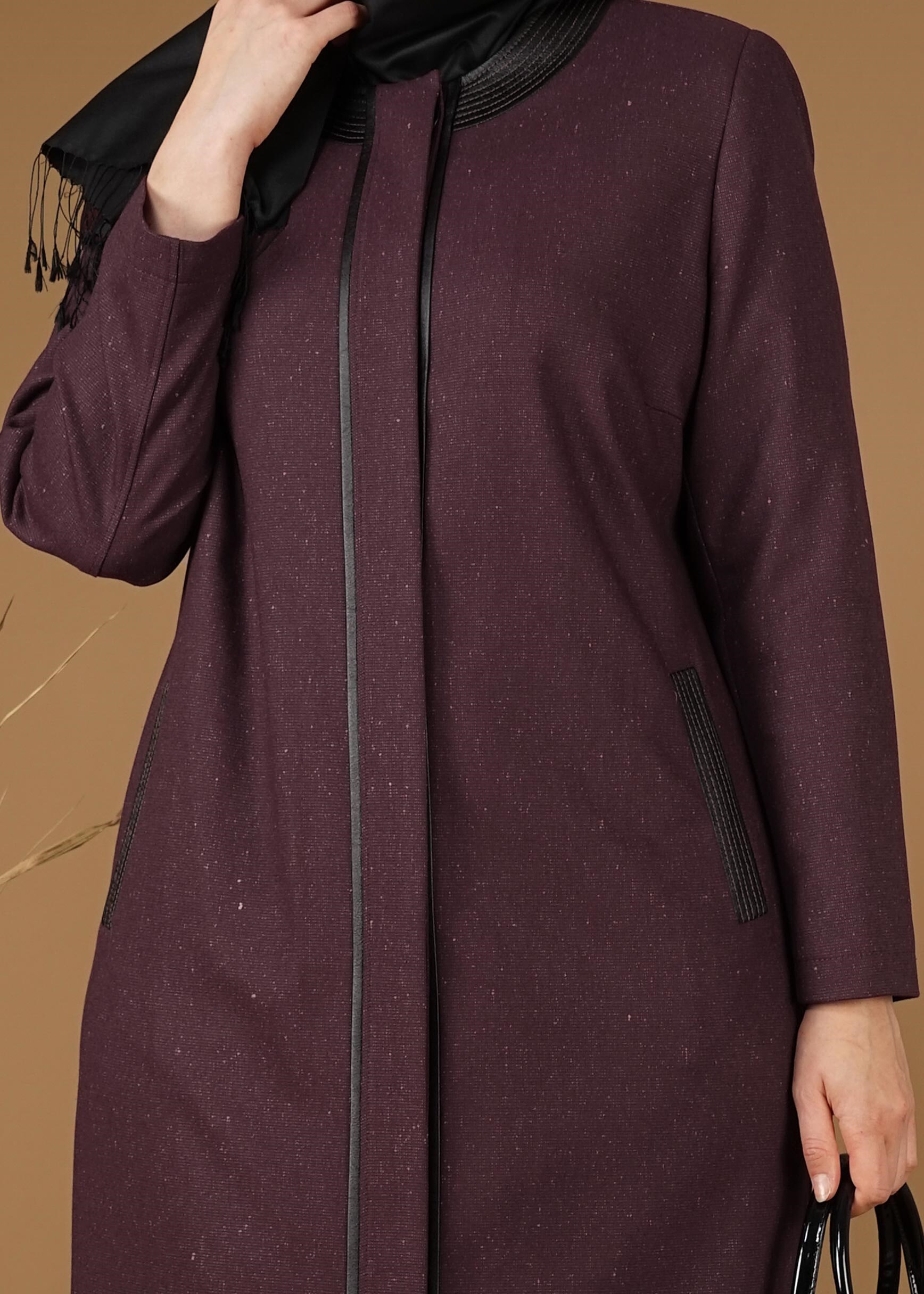 Vêtements hijab PRUNE PARDESSUS AVEC BOUTONS DISSIMULÉES 1956 