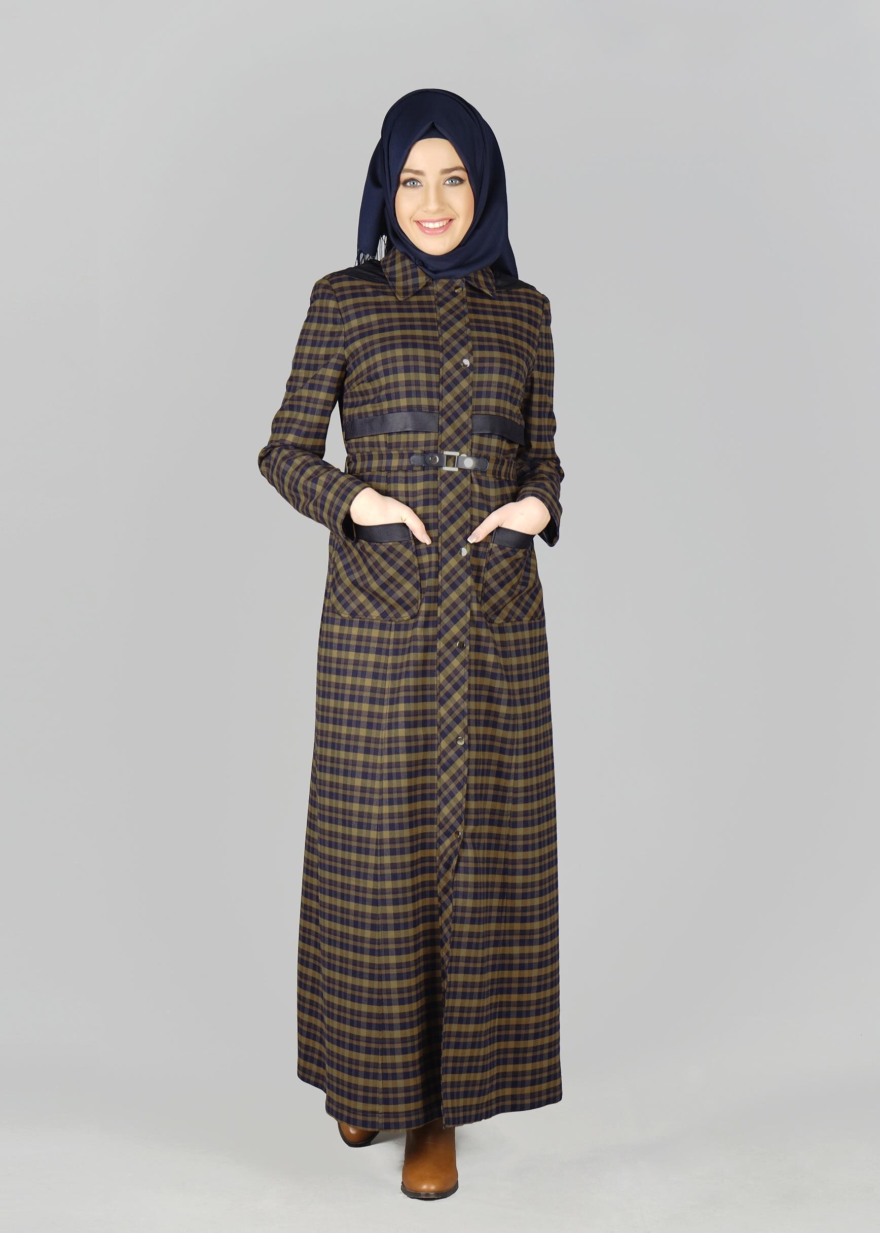Tesettür giyim LACİVERT EKOSE PARDESÜ 1880-1
