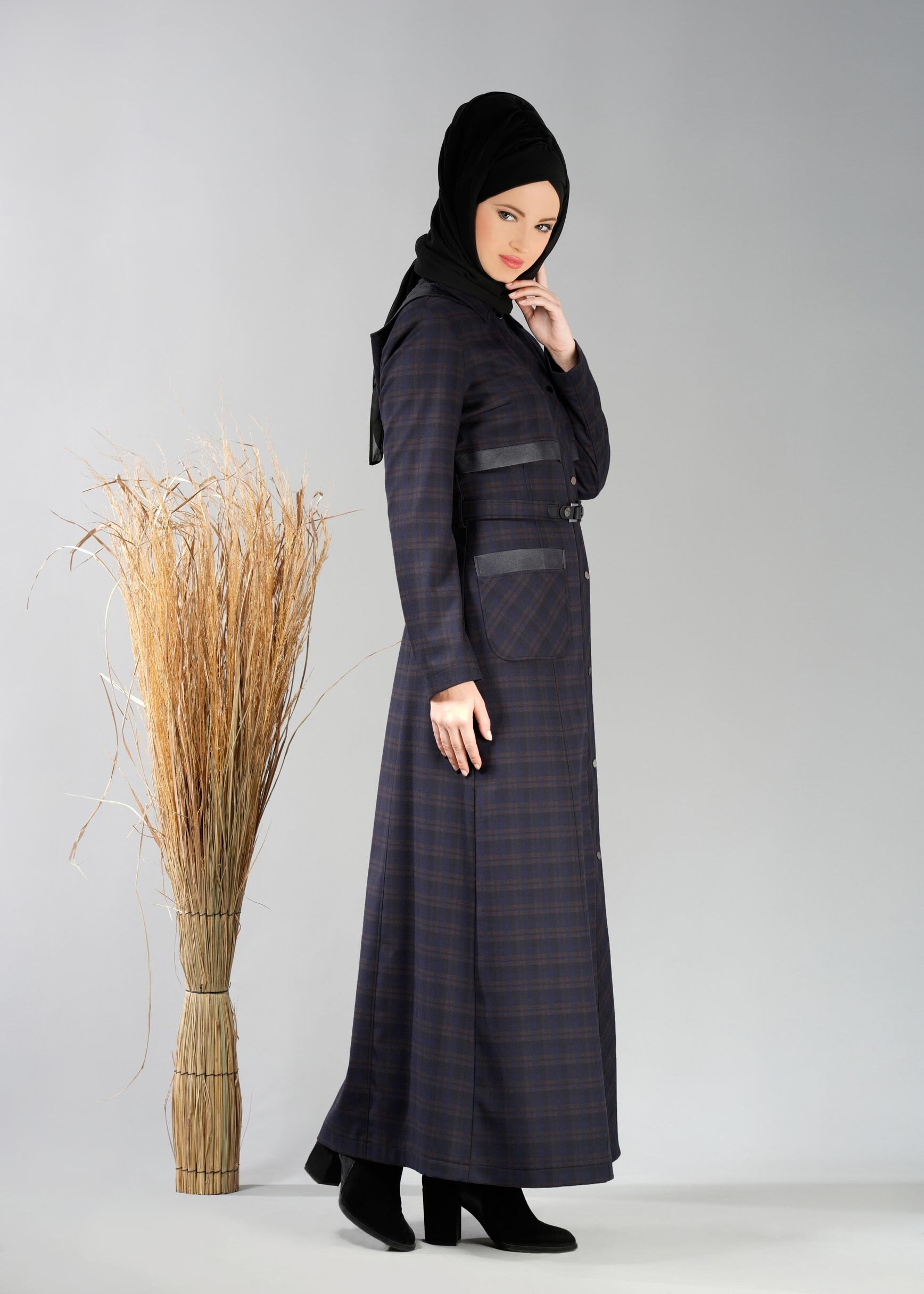 Tesettür giyim LACİVERT EKOSE PARDESÜ 1880-1