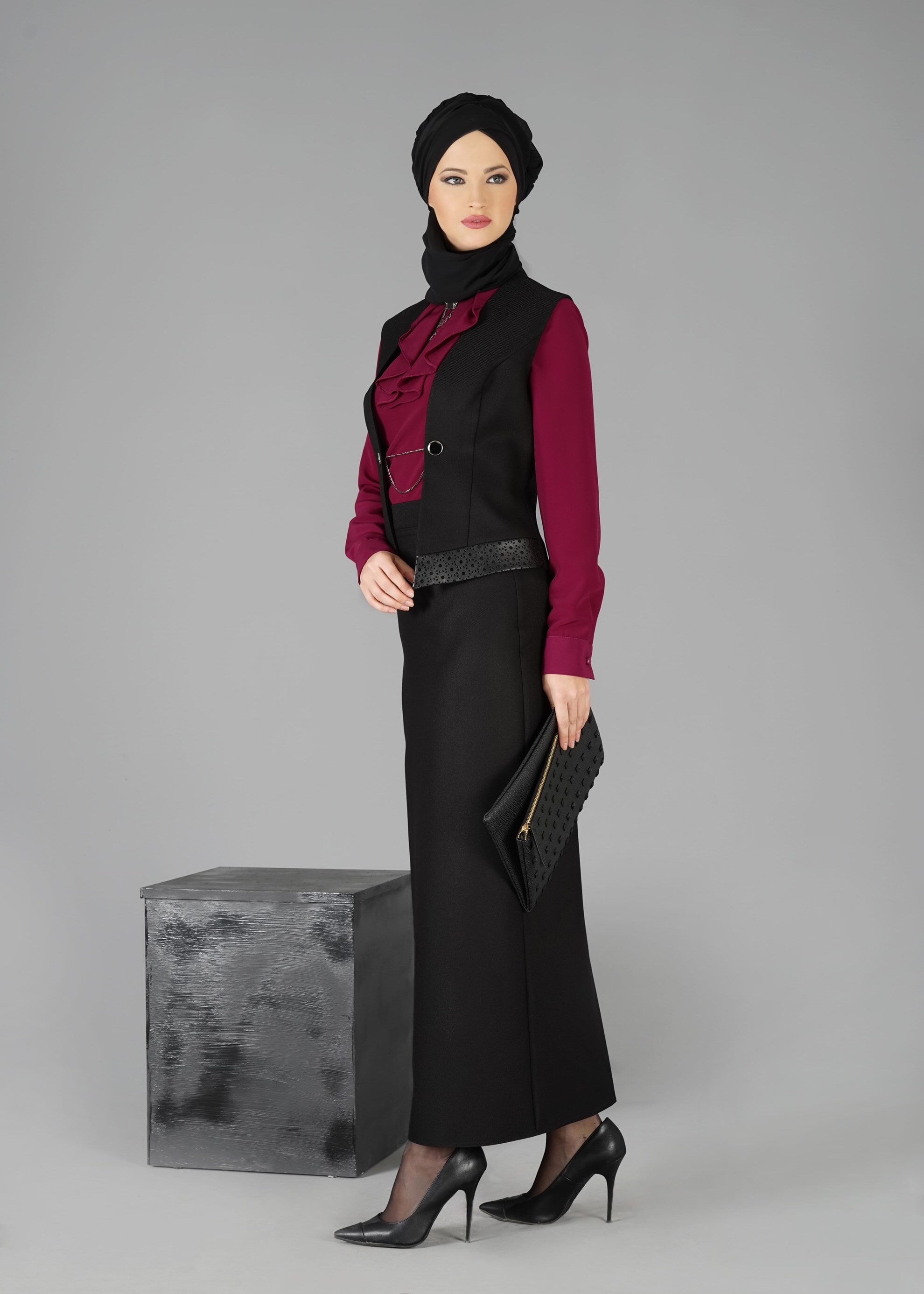 Tesettür giyim SİYAH 3323E ETEKLİ TAKIM
