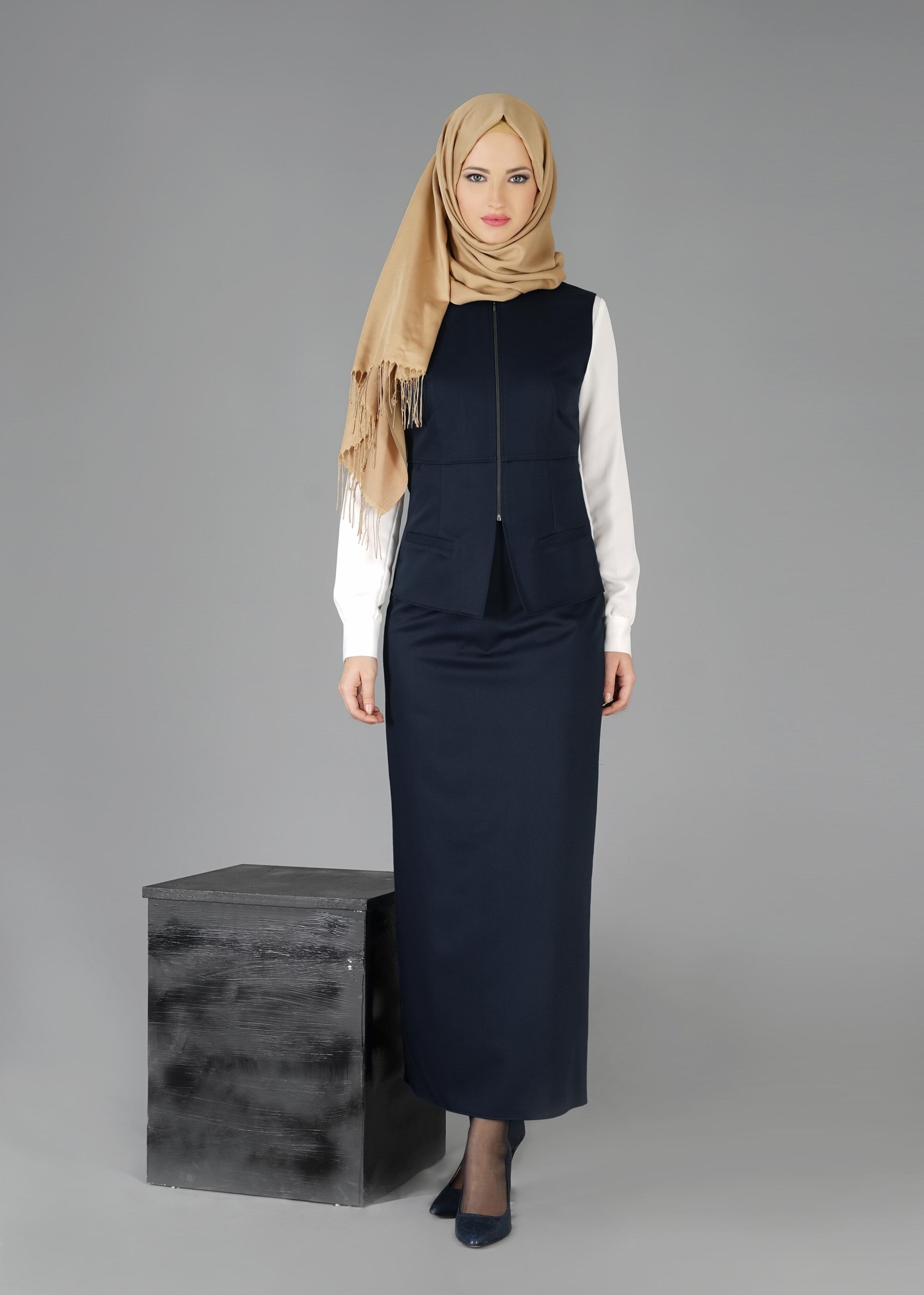 Tesettür giyim LACİVERT 4759 ETEKLİ TAKIM