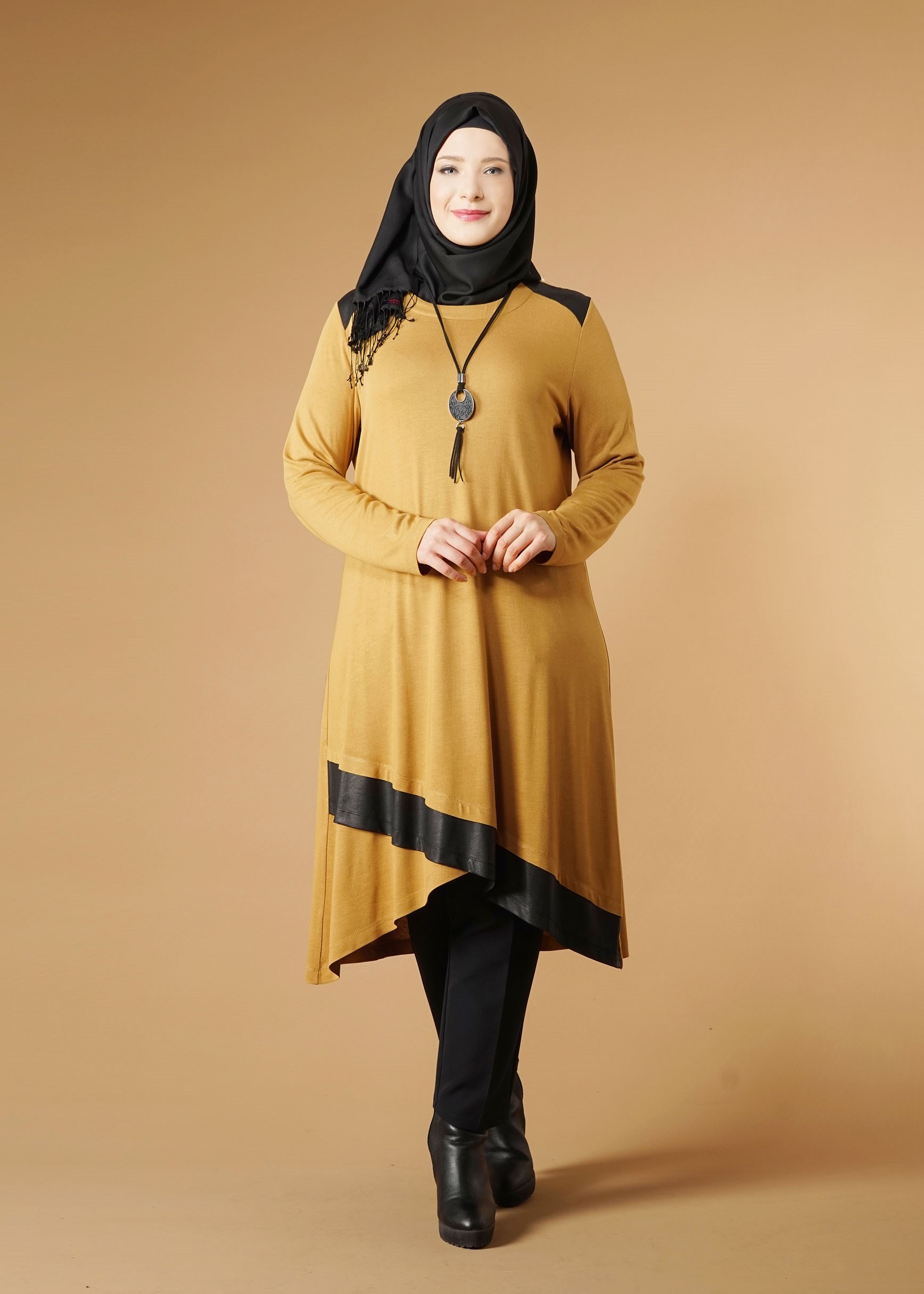 Tesettür giyim SARI ASİMETRİK KESİM TUNİK 2613