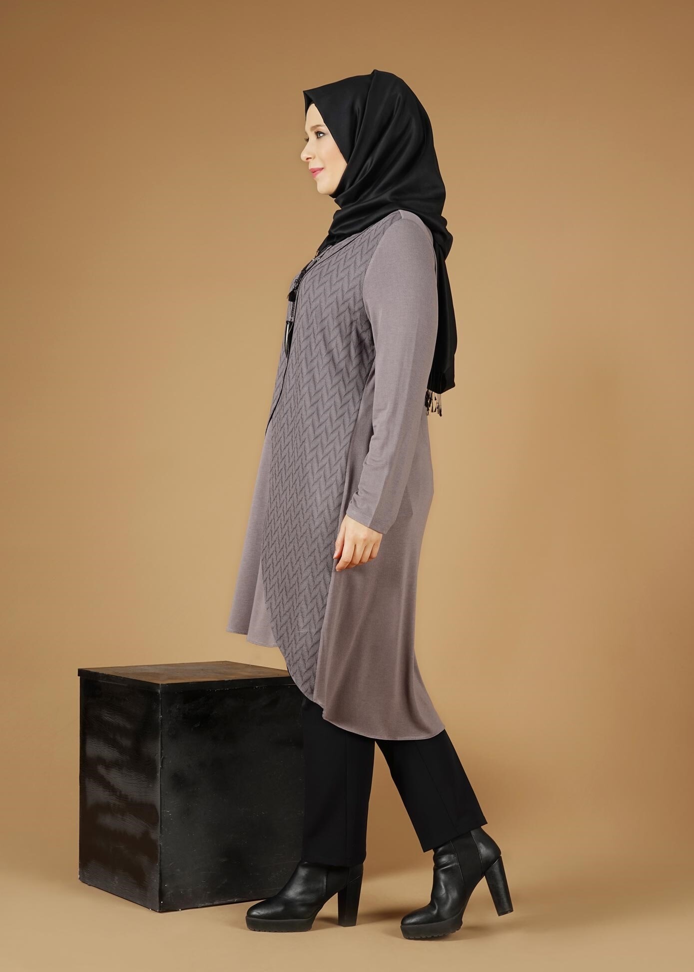 Tesettür giyim GRİ ASİMETRİK KESİM TUNİK 2620 