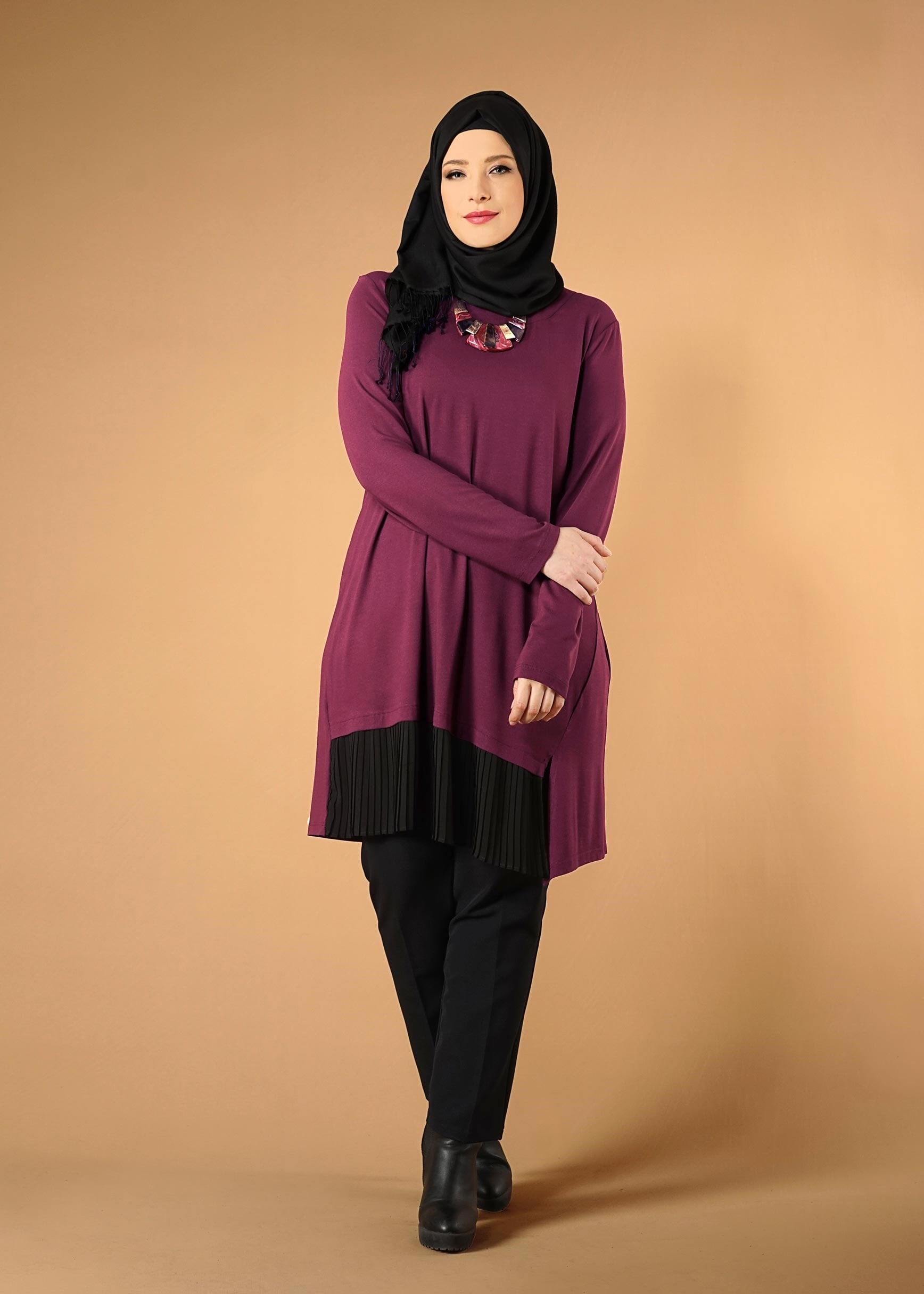 Tesettür giyim MOR ETEK UCU PİLİSELİ TUNİK 2627 