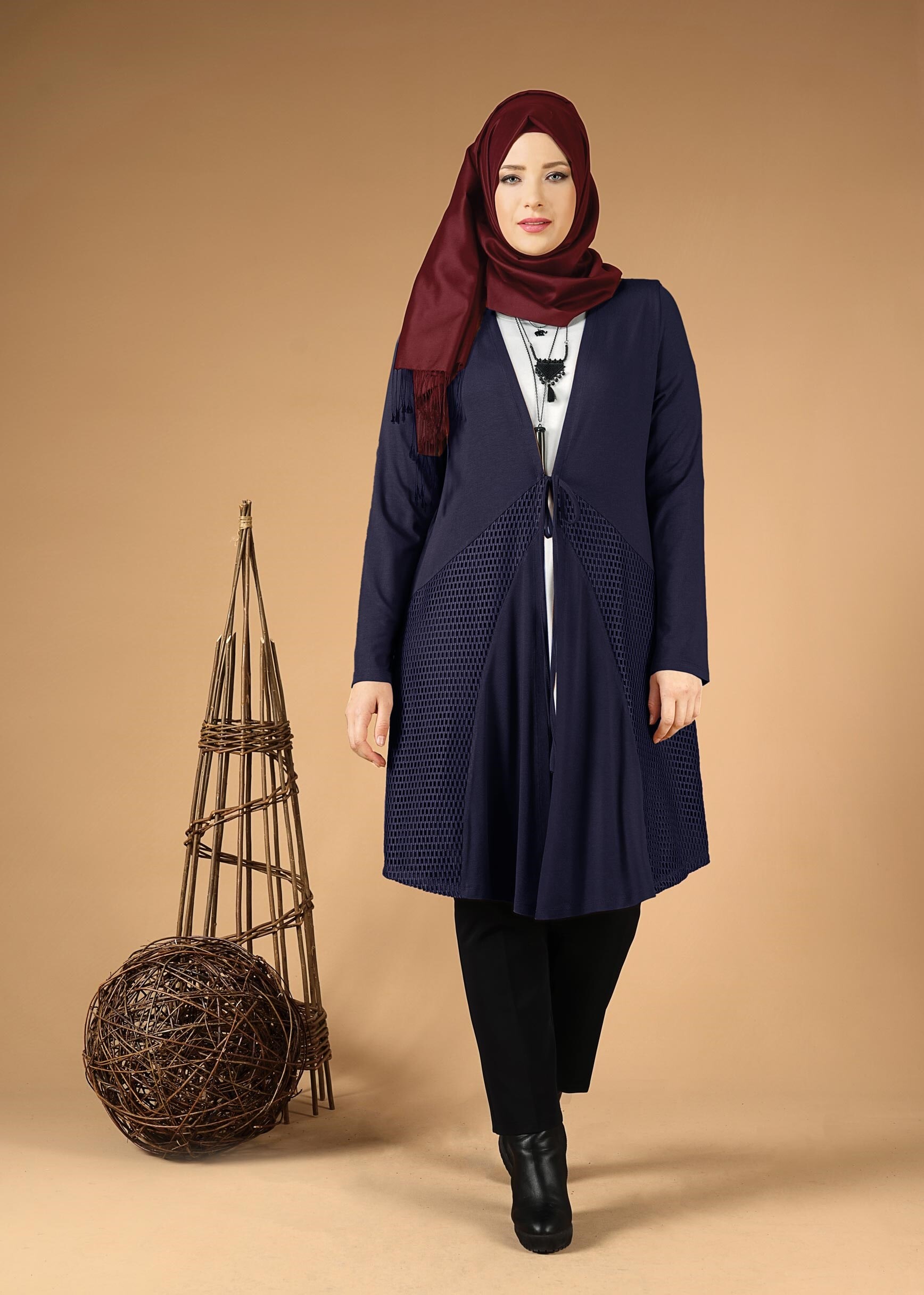 Tesettür giyim LACİVERT FİLELİ ÖNDEN BAĞLAMALI TUNİK 2628 