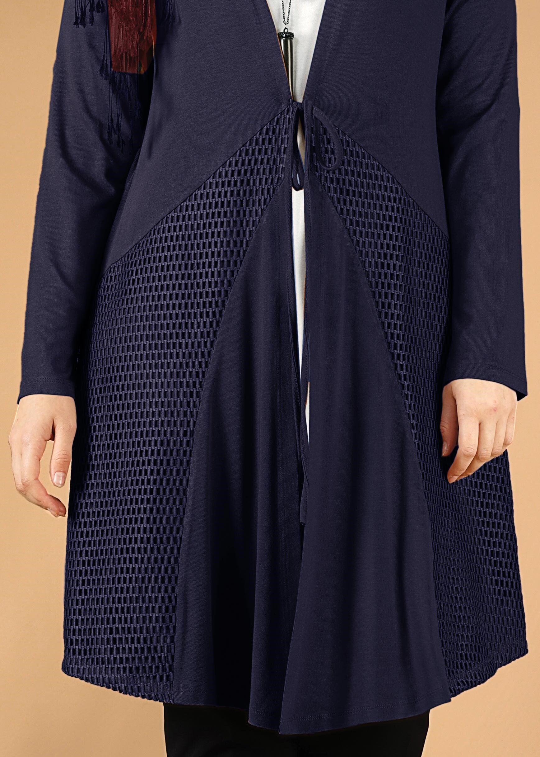 Tesettür giyim LACİVERT FİLELİ ÖNDEN BAĞLAMALI TUNİK 2628 