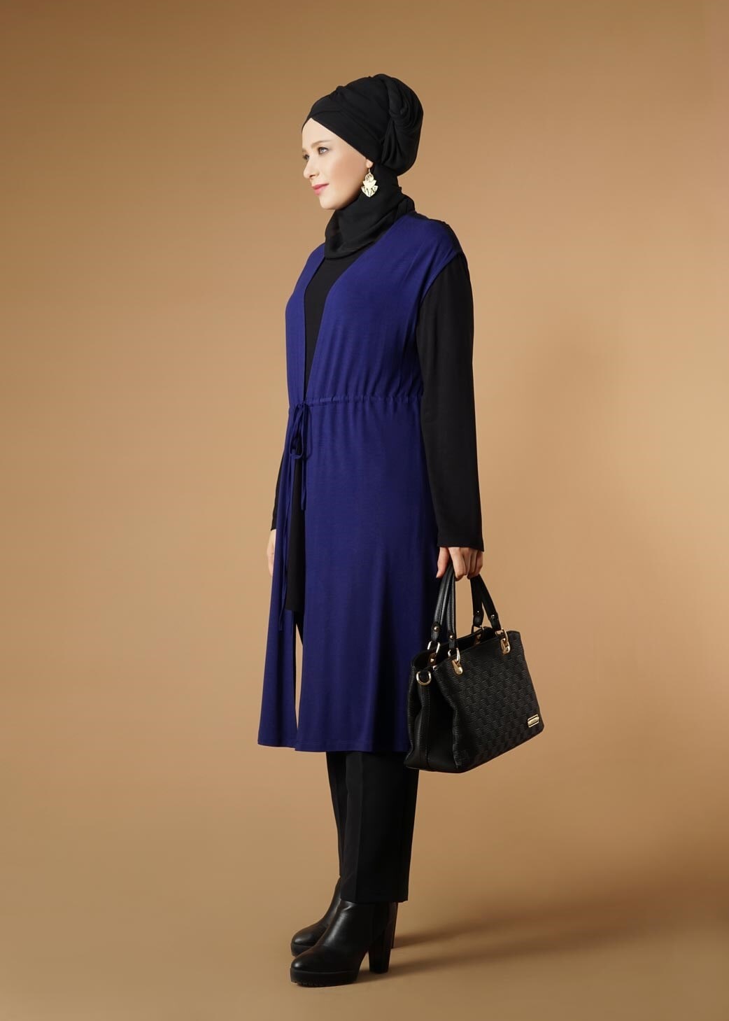 Tesettür giyim LACİVERT BELDEN BÜZGÜLÜ TUNİK 2632 