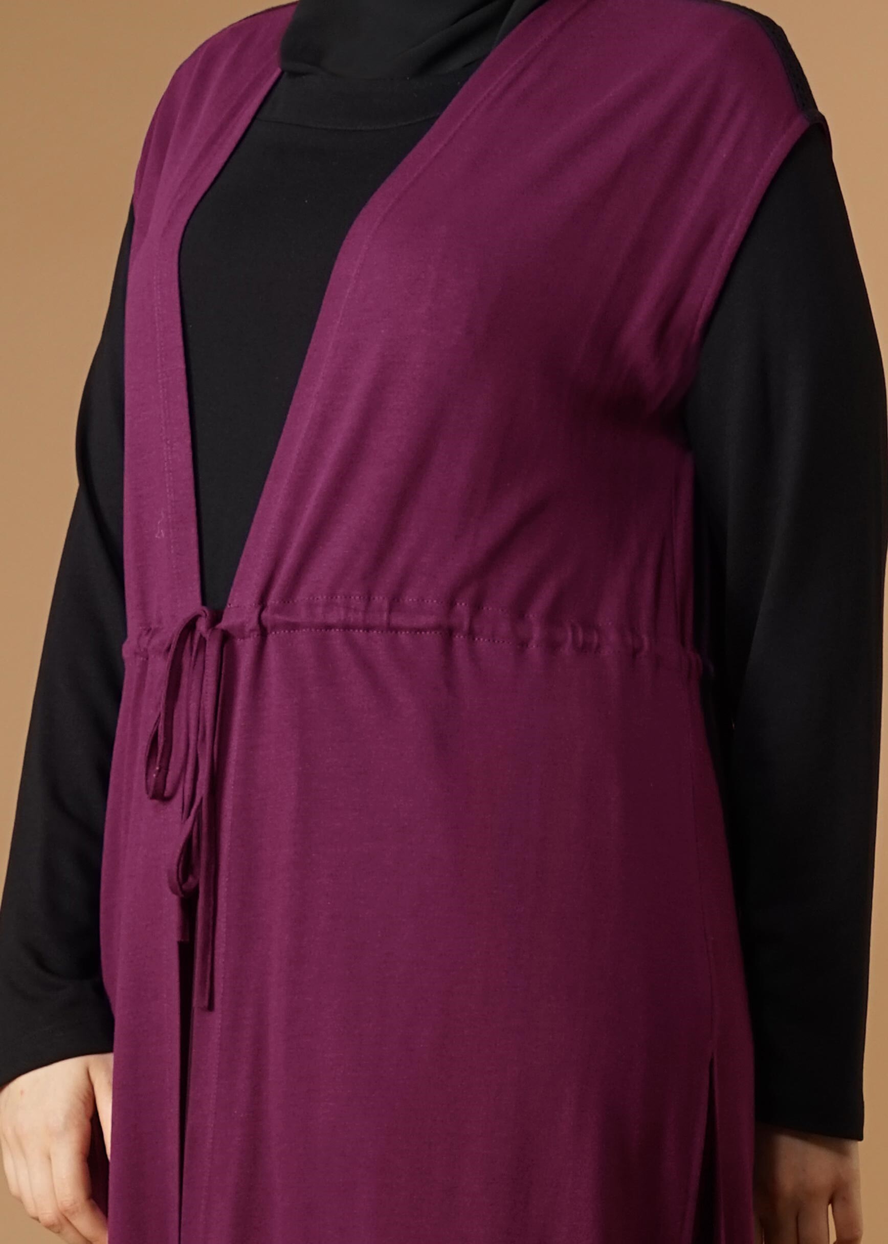 Tesettür giyim MOR BELDEN BÜZGÜLÜ TUNİK 2632 