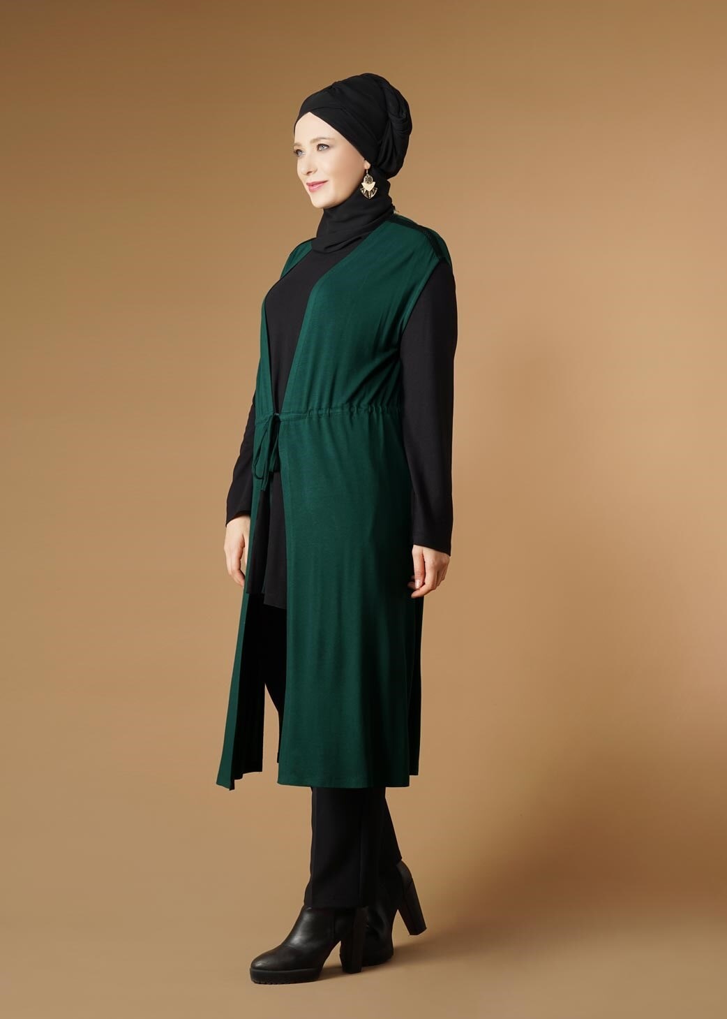 Tesettür giyim YEŞİL BELDEN BÜZGÜLÜ TUNİK 2632 