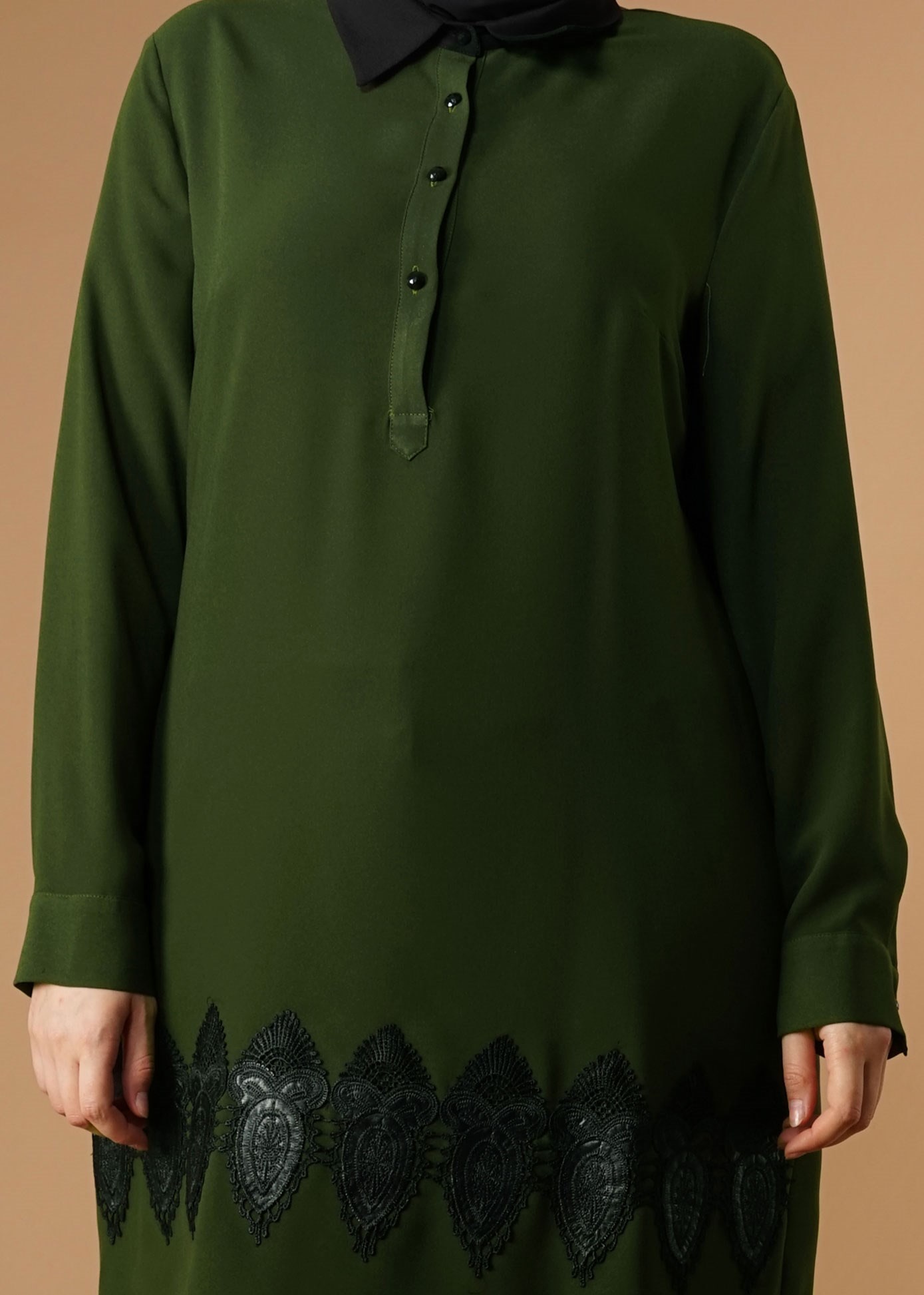 Tesettür giyim HAKİ ETEK UCU GÜPÜRLÜ TUNİK 2633 