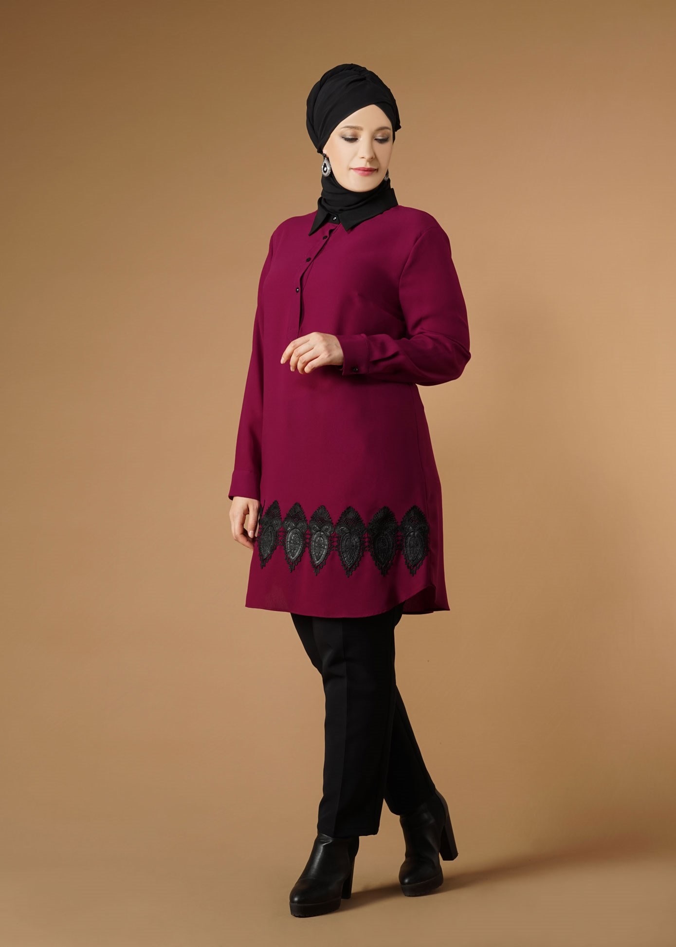 Tesettür giyim FUŞYA ETEK UCU GÜPÜRLÜ TUNİK 2633 