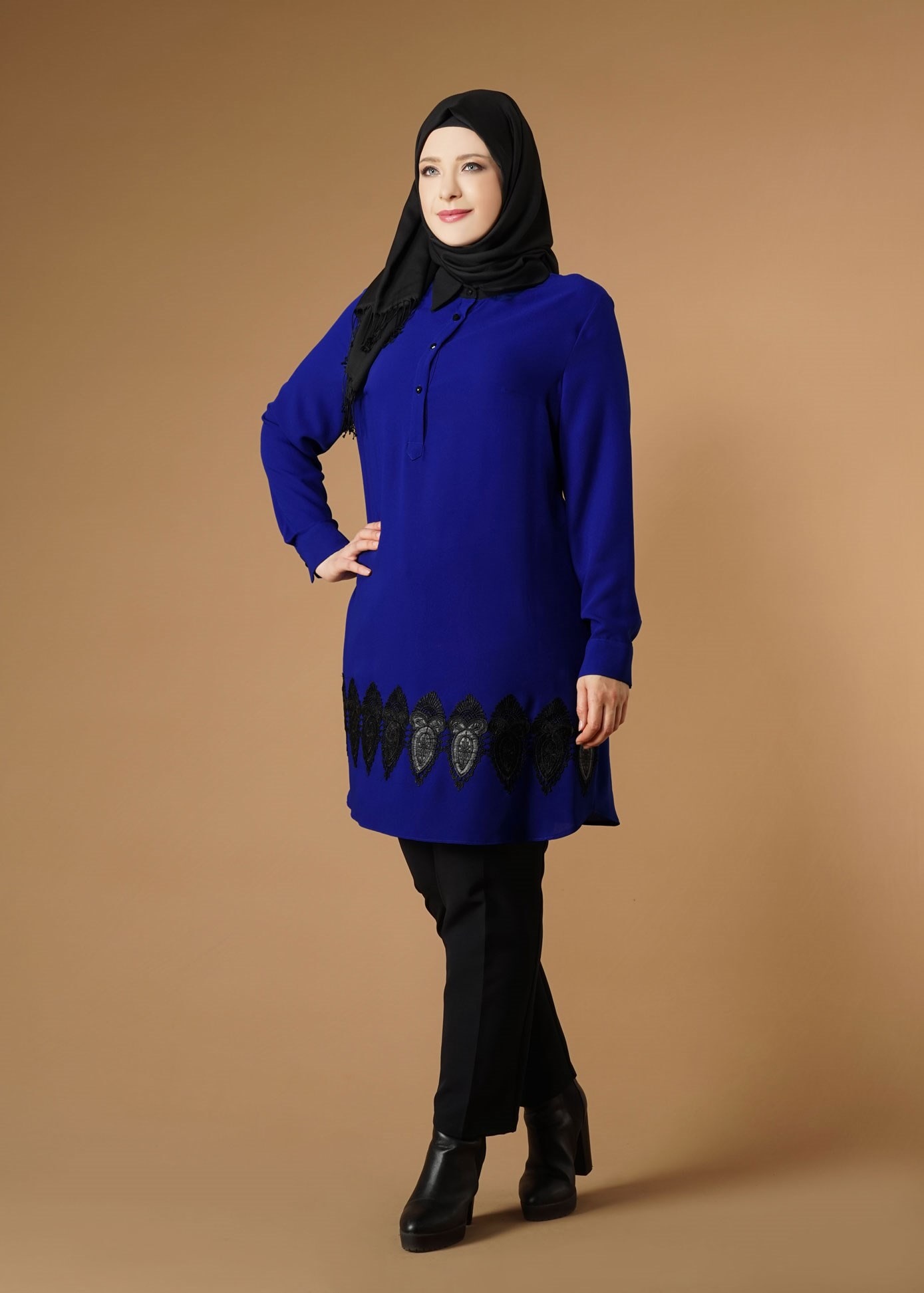 Tesettür giyim LACİVERT ETEK UCU GÜPÜRLÜ TUNİK 2633 