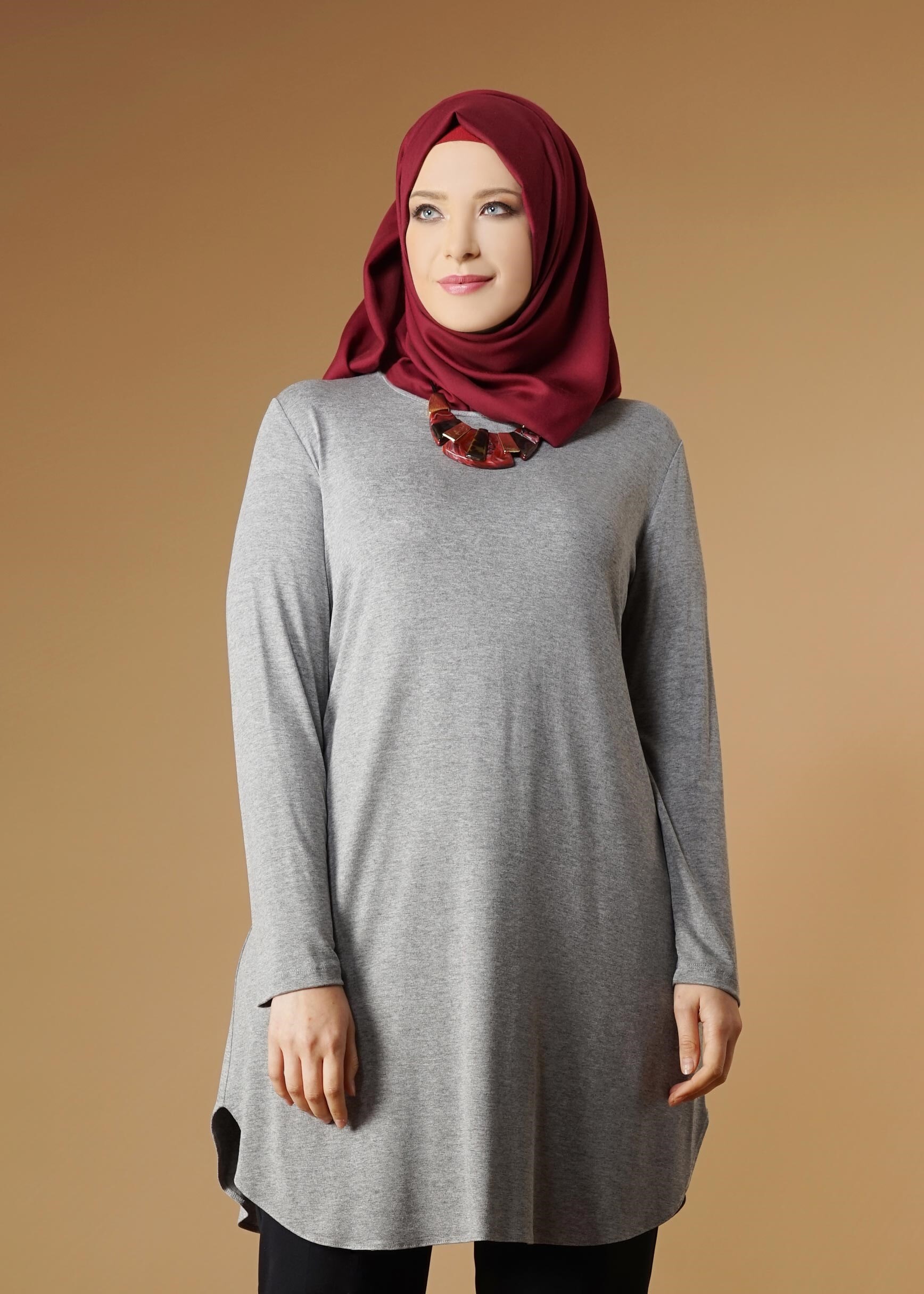 Tesettür giyim GRİ DÜZ TUNİK 2644