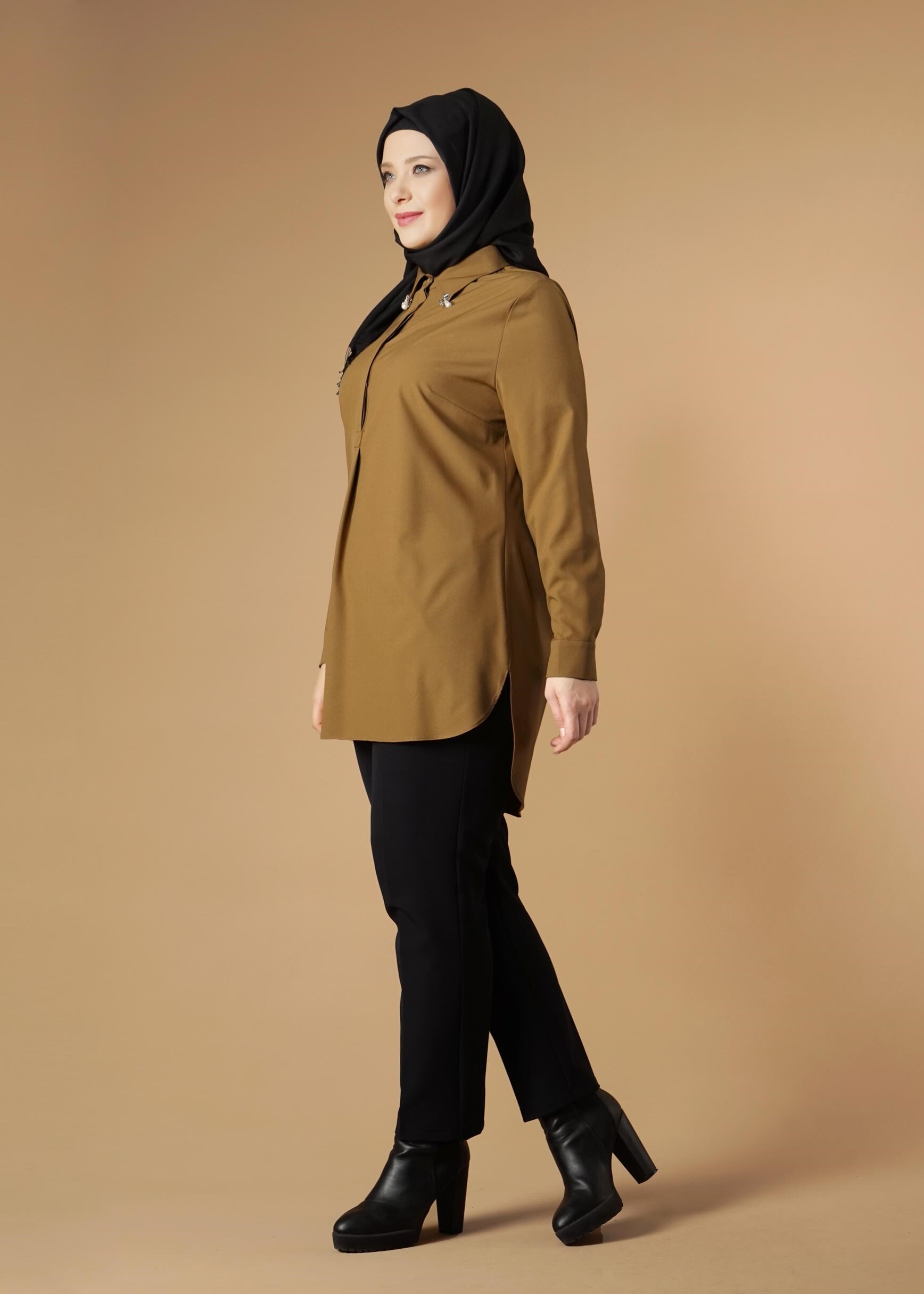 Tesettür giyim SARI ERKEK YAKA TUNİK 2656