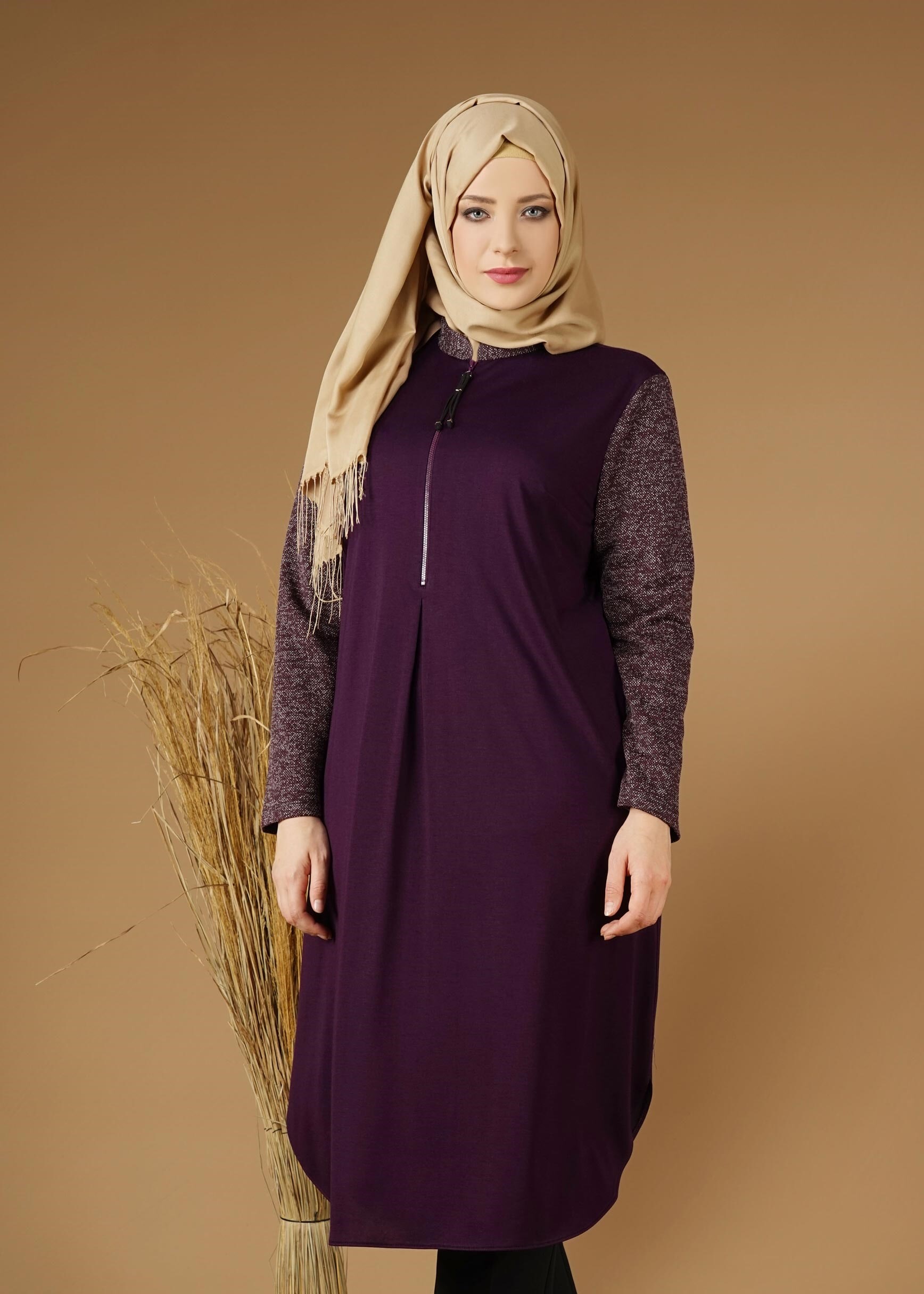 Tesettür giyim MOR YAKASI FERMUAR DETAYLI TUNİK 2659