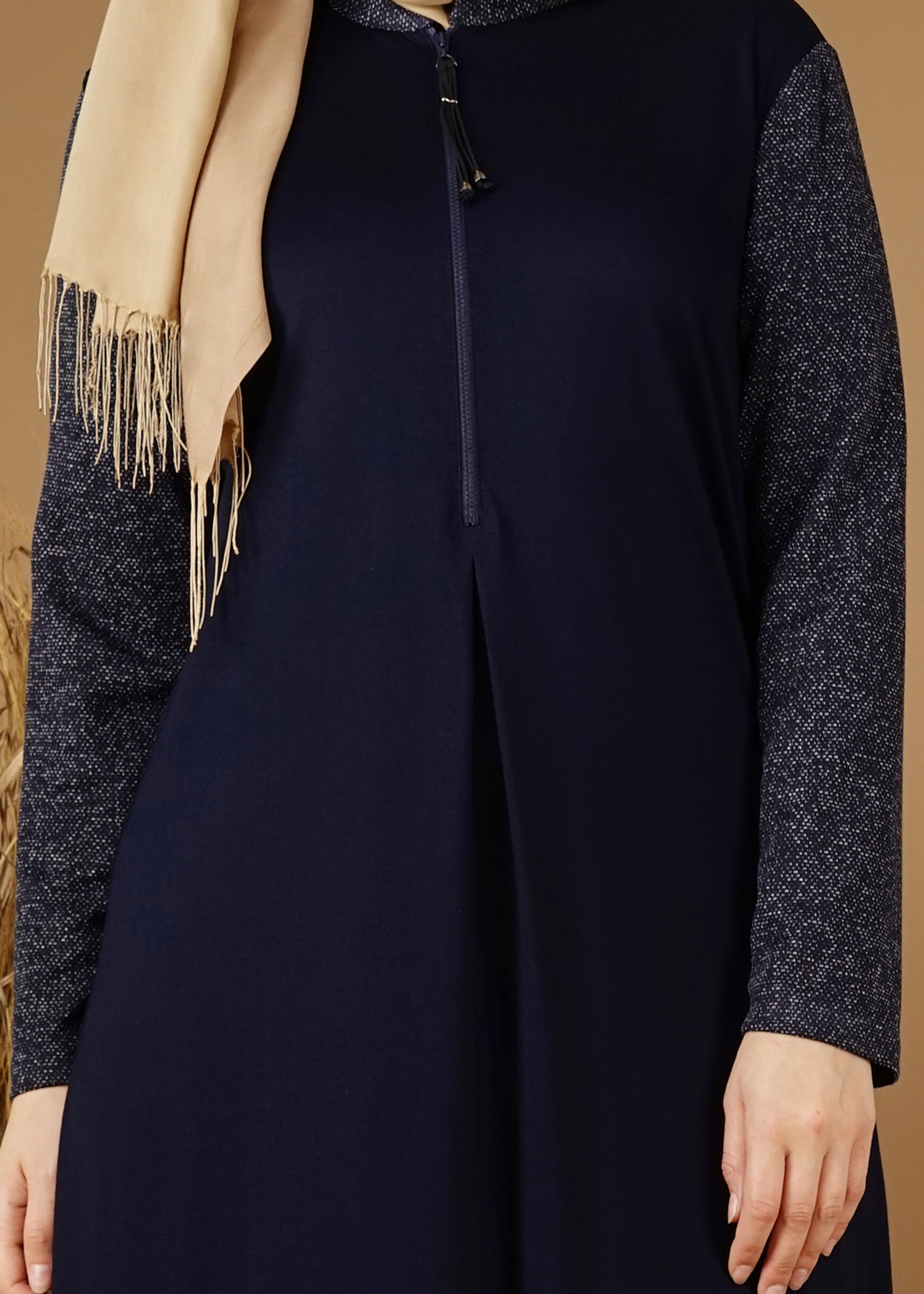 Tesettür giyim LACİVERT YAKASI FERMUAR DETAYLI TUNİK 2659